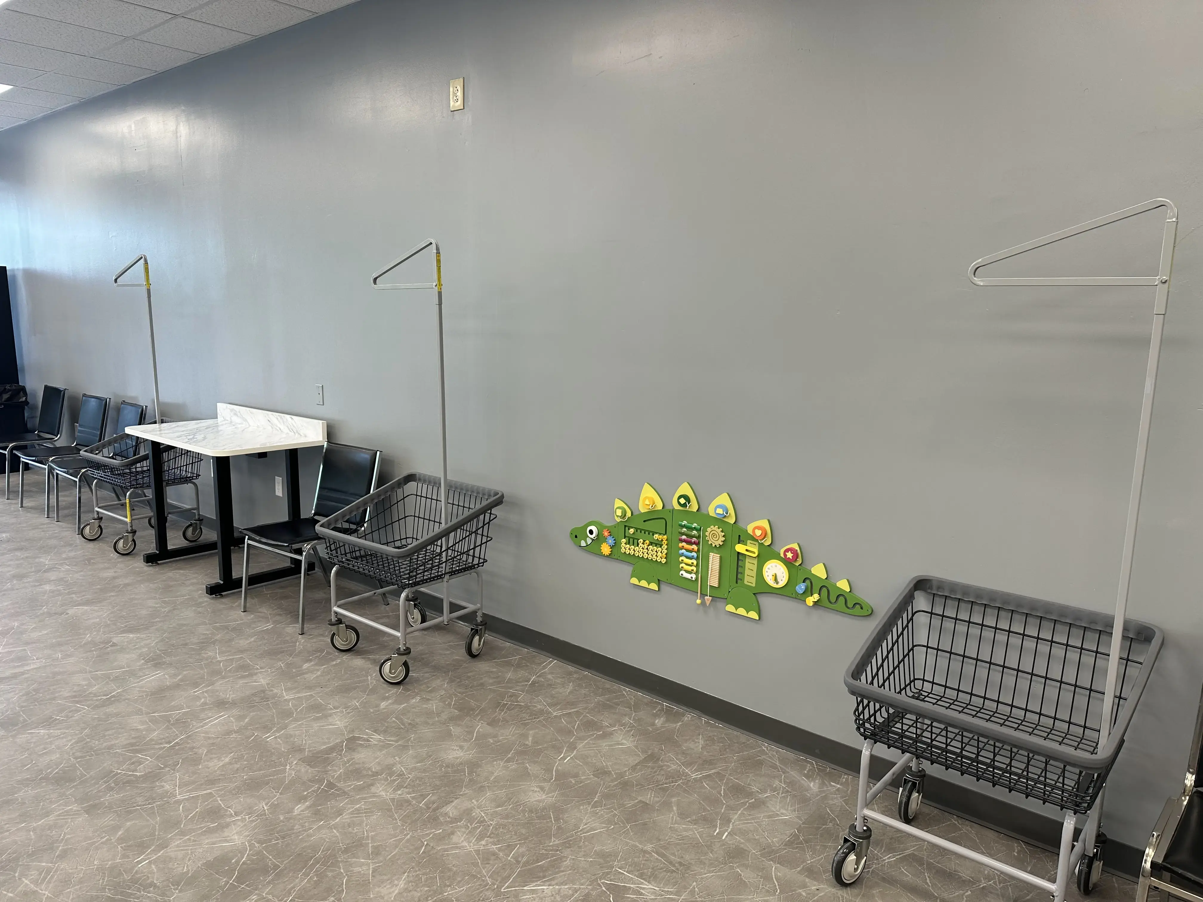 Jet Laundromat - Image 12