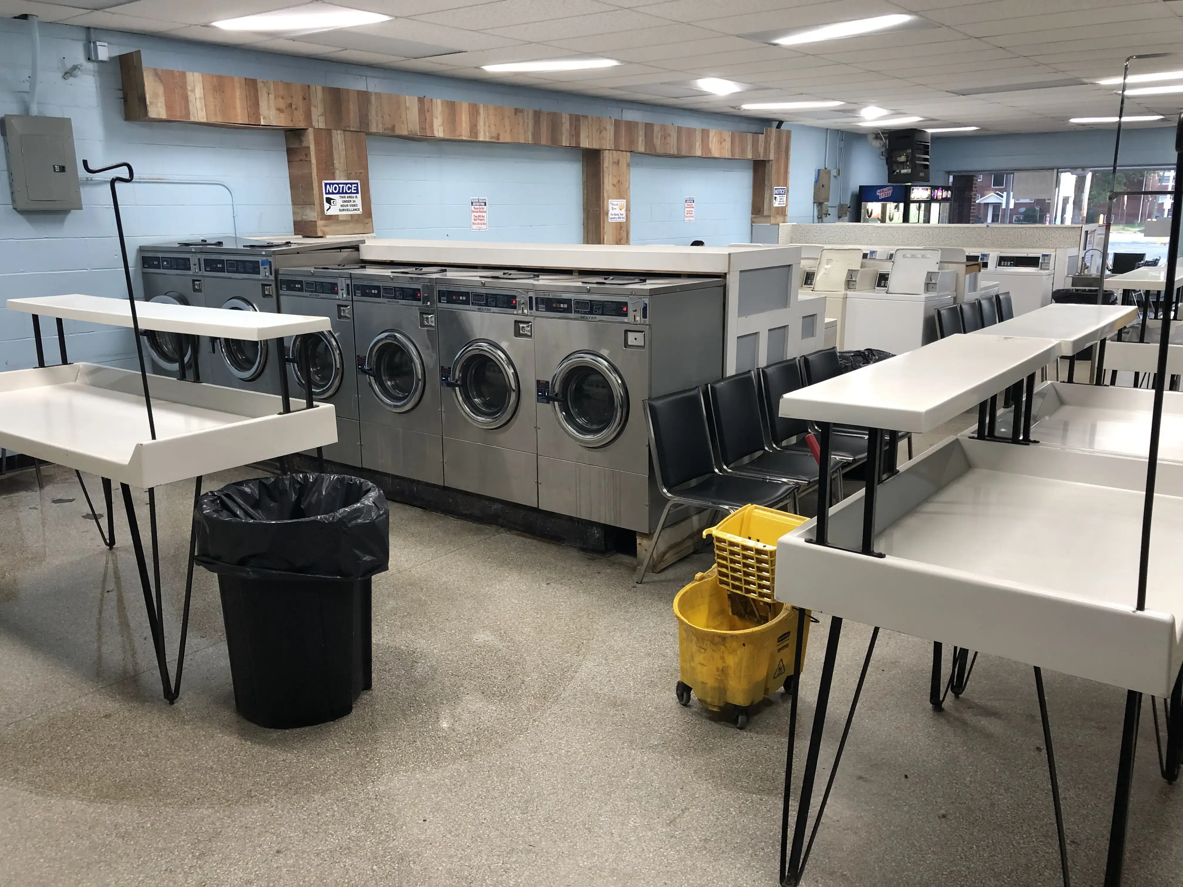 Jet Laundromat - Image 18