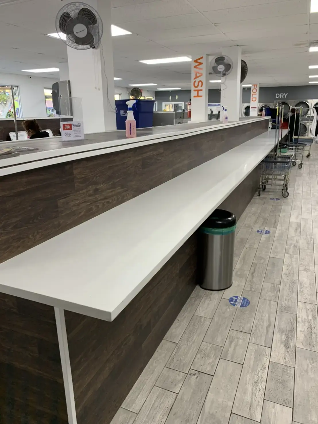 JETS LAUNDROMAT - Image 15