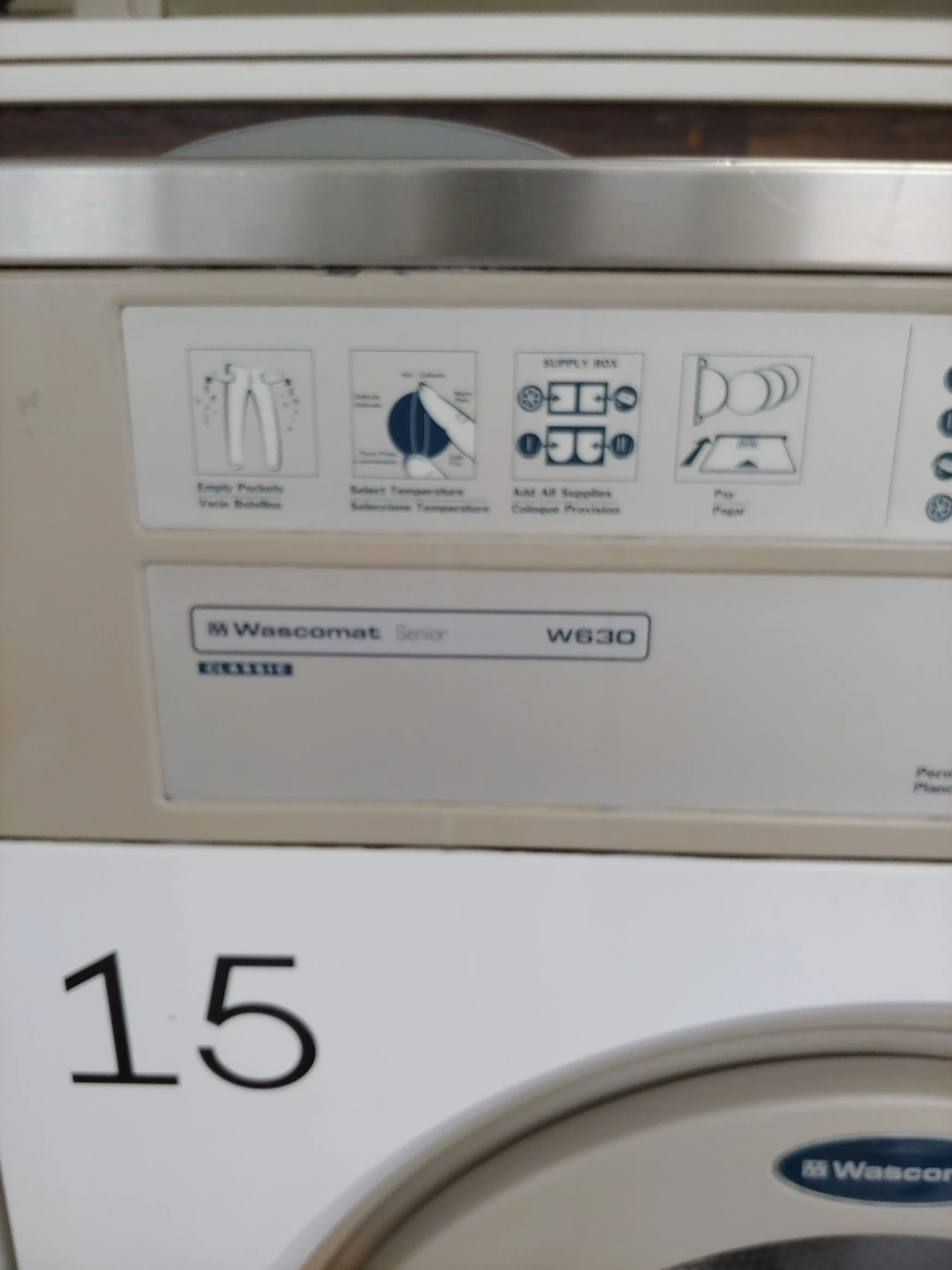 JETS LAUNDROMAT thumbnail 16