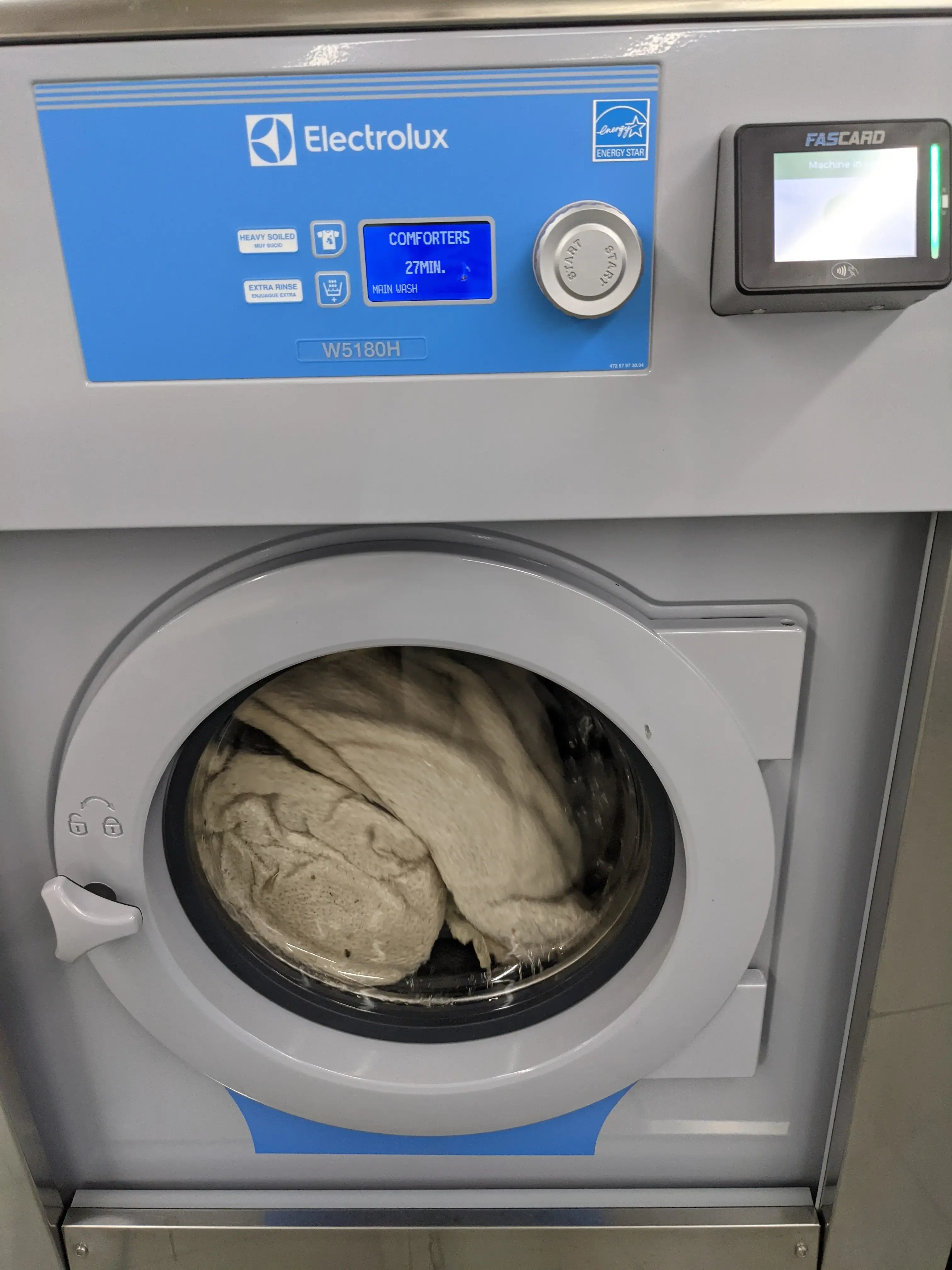 Jett Wash Laundromat thumbnail 4