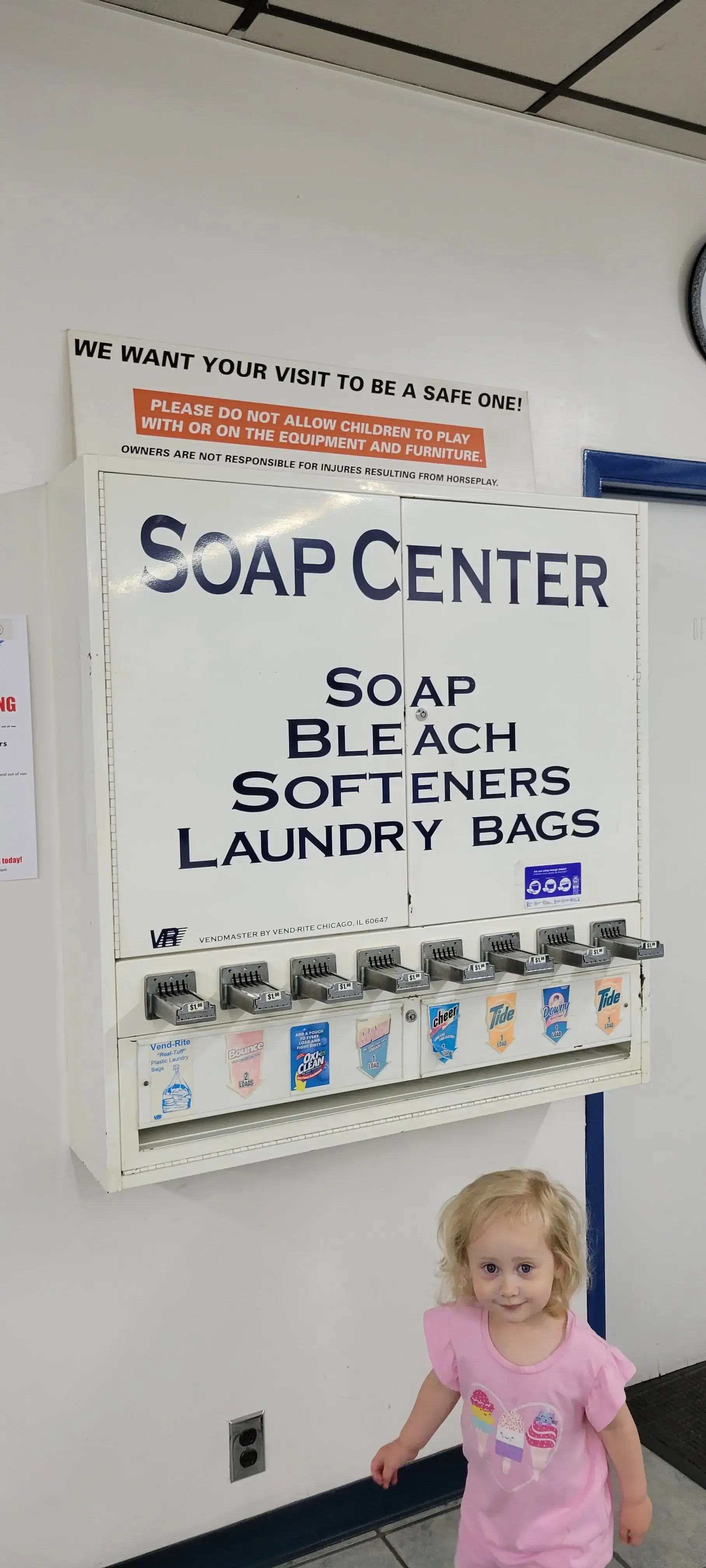 Jett Wash Laundromat thumbnail 11