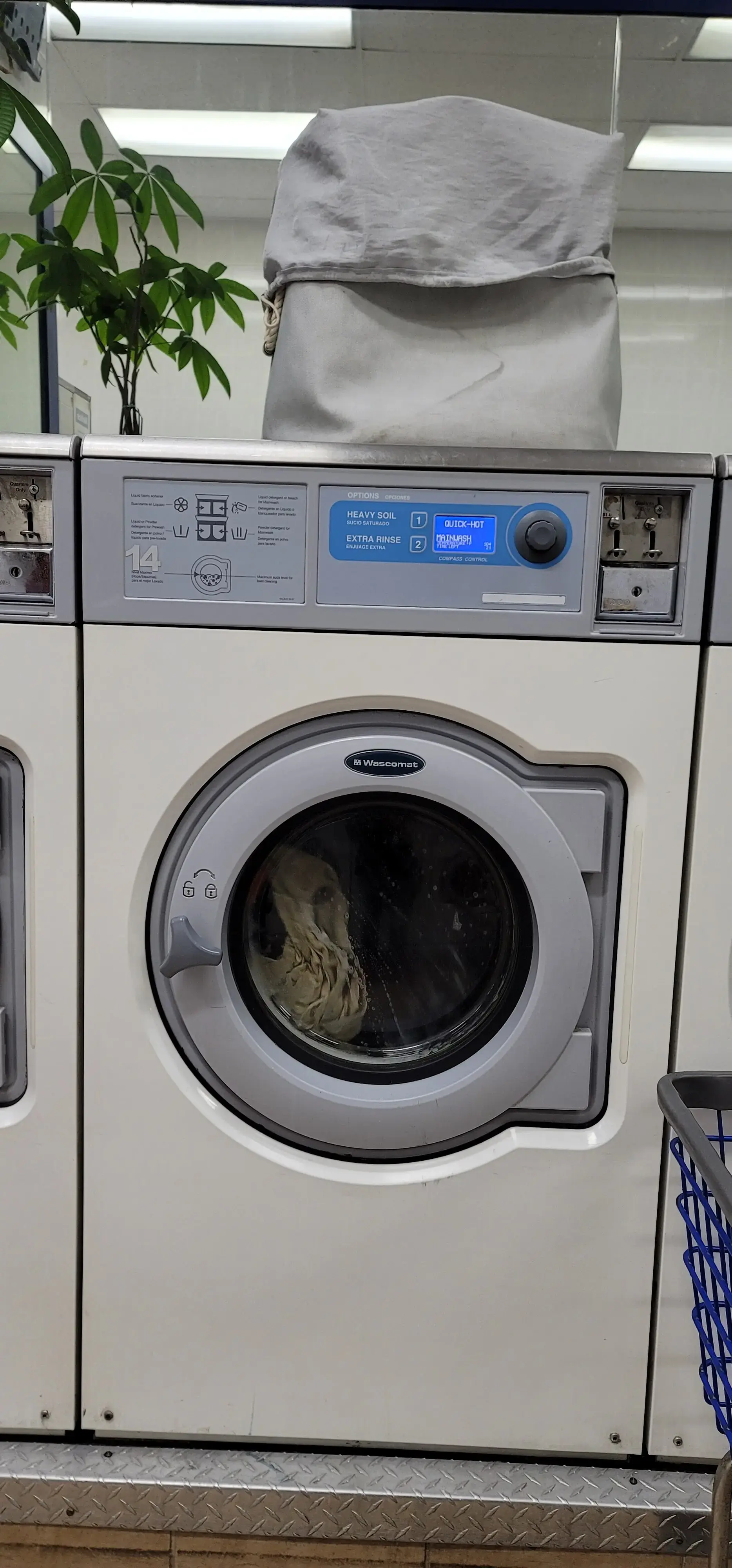 JH Laundromat thumbnail 10