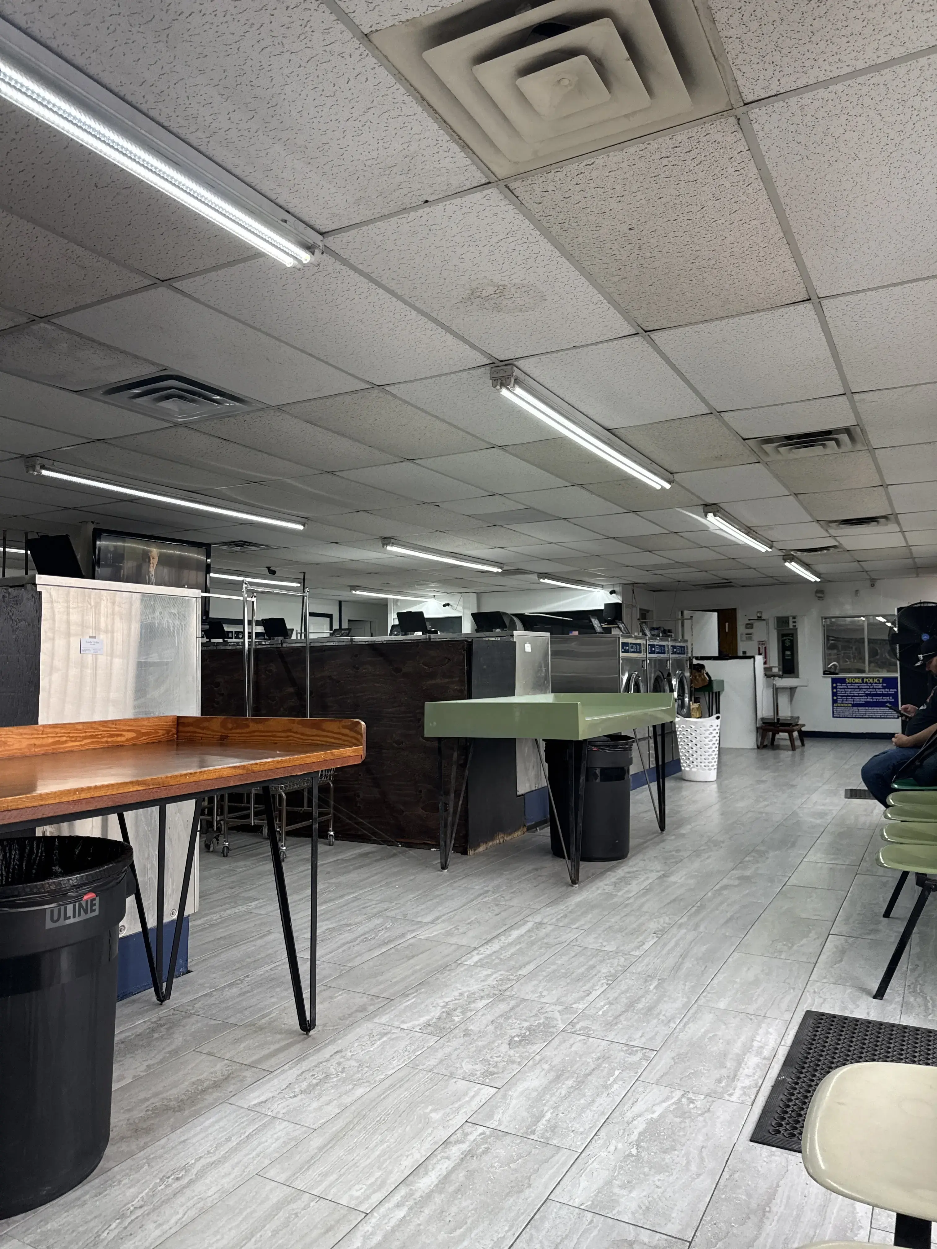 Jiffy Washateria - Image 8