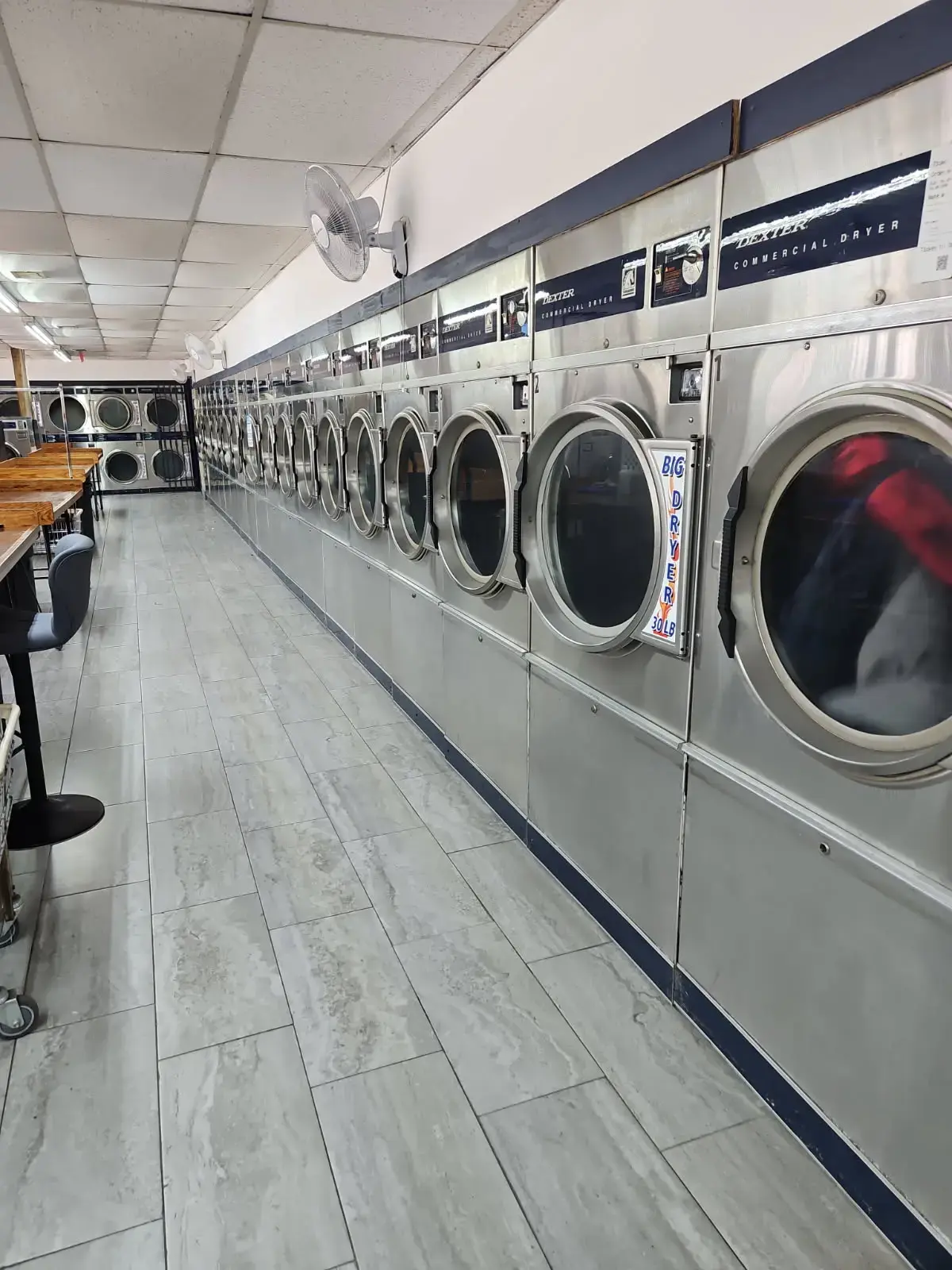 Jiffy Washateria - Image 16