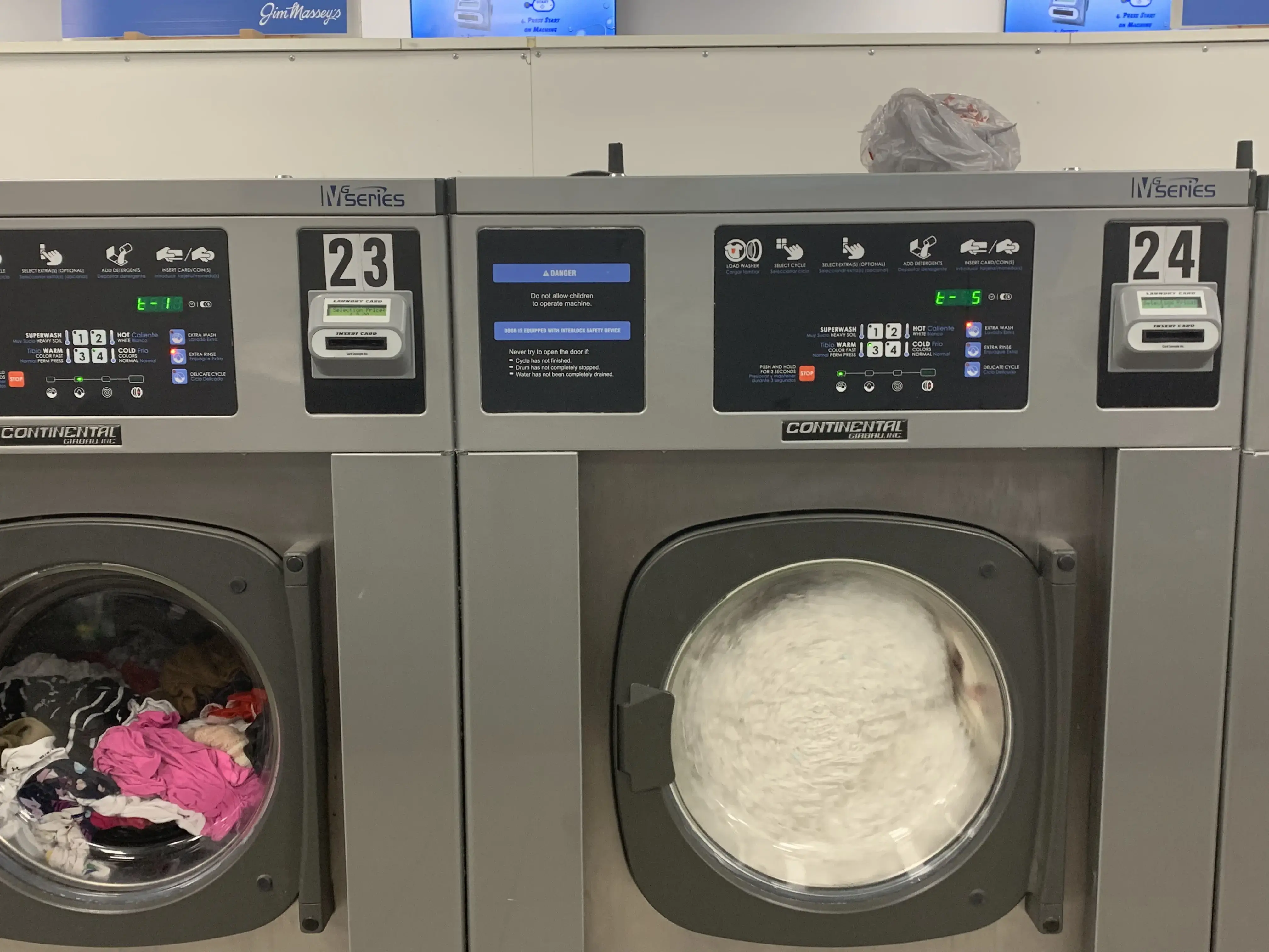 Jim Massey's University Laundromat location