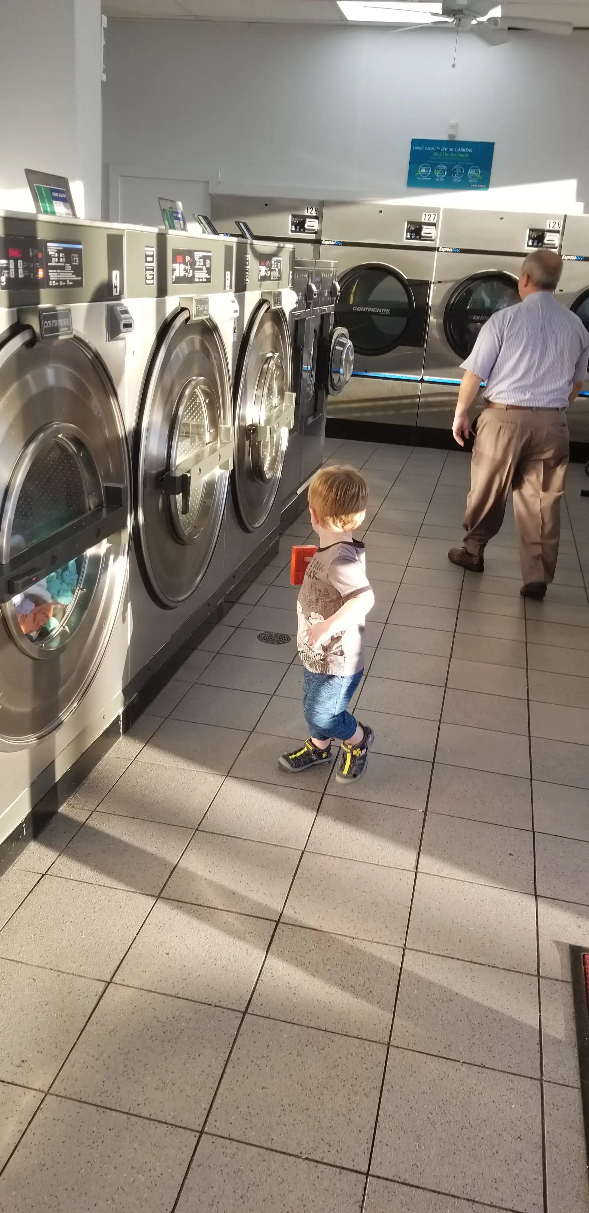 Jim Massey's University Laundromat thumbnail 8