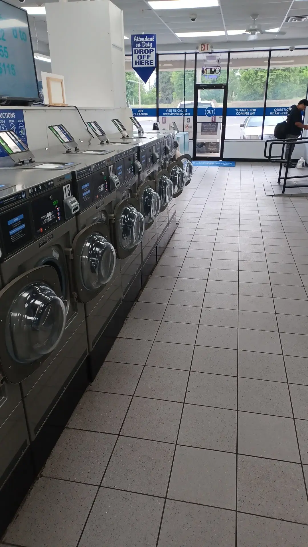 Jim Massey's University Laundromat thumbnail 13