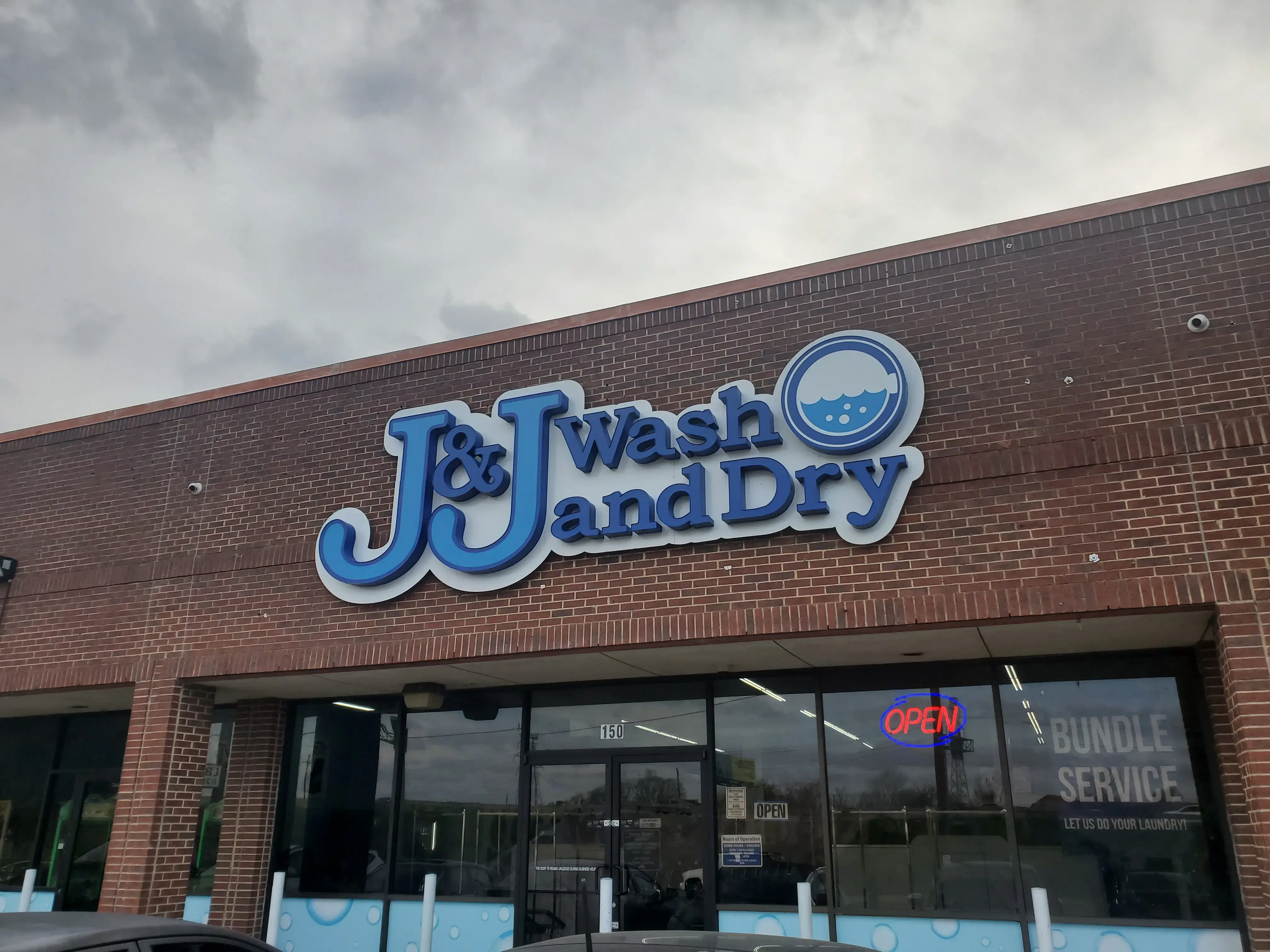 J&J Wash and Dry thumbnail 1