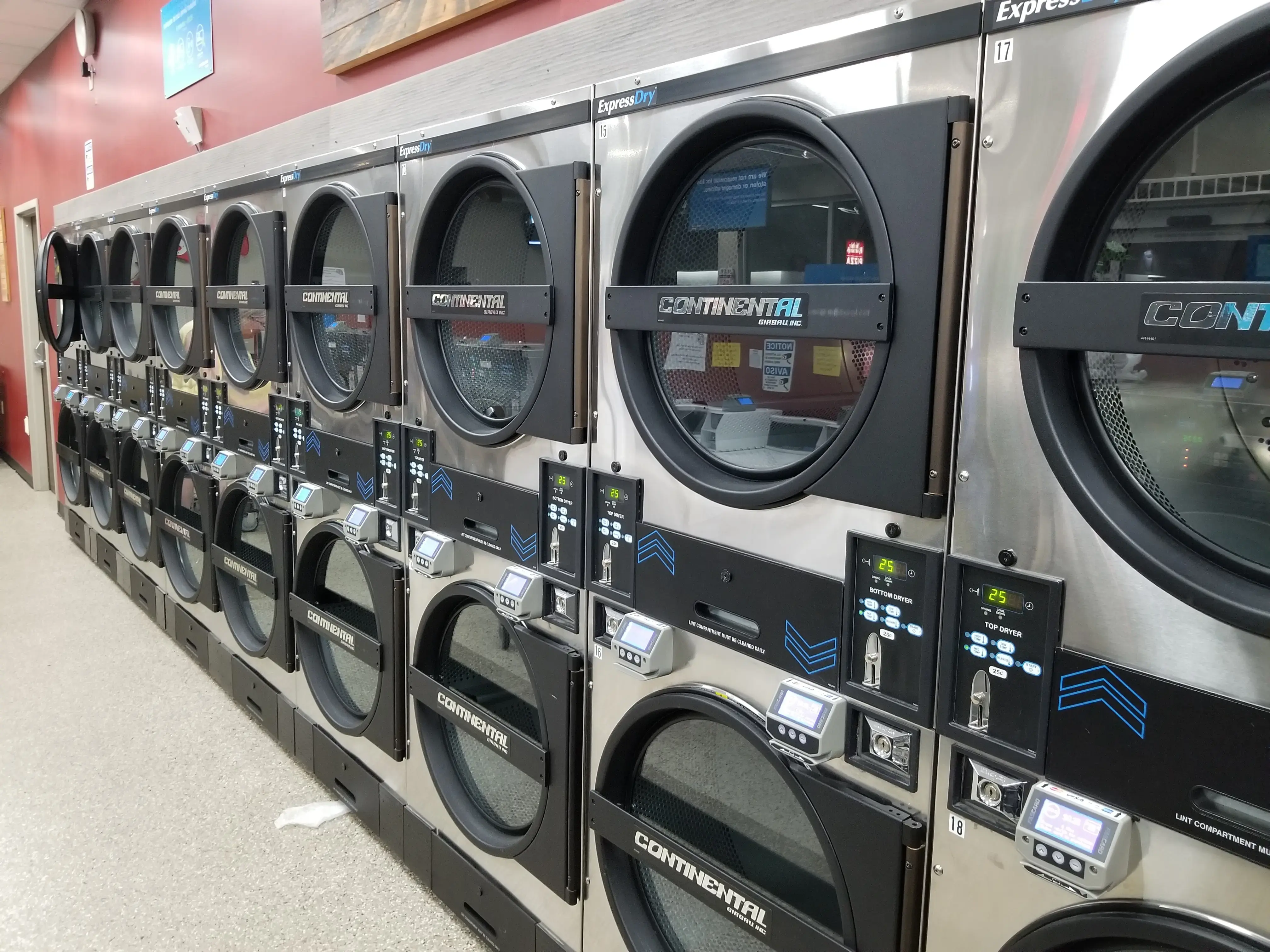 JJ's Washroom thumbnail 16