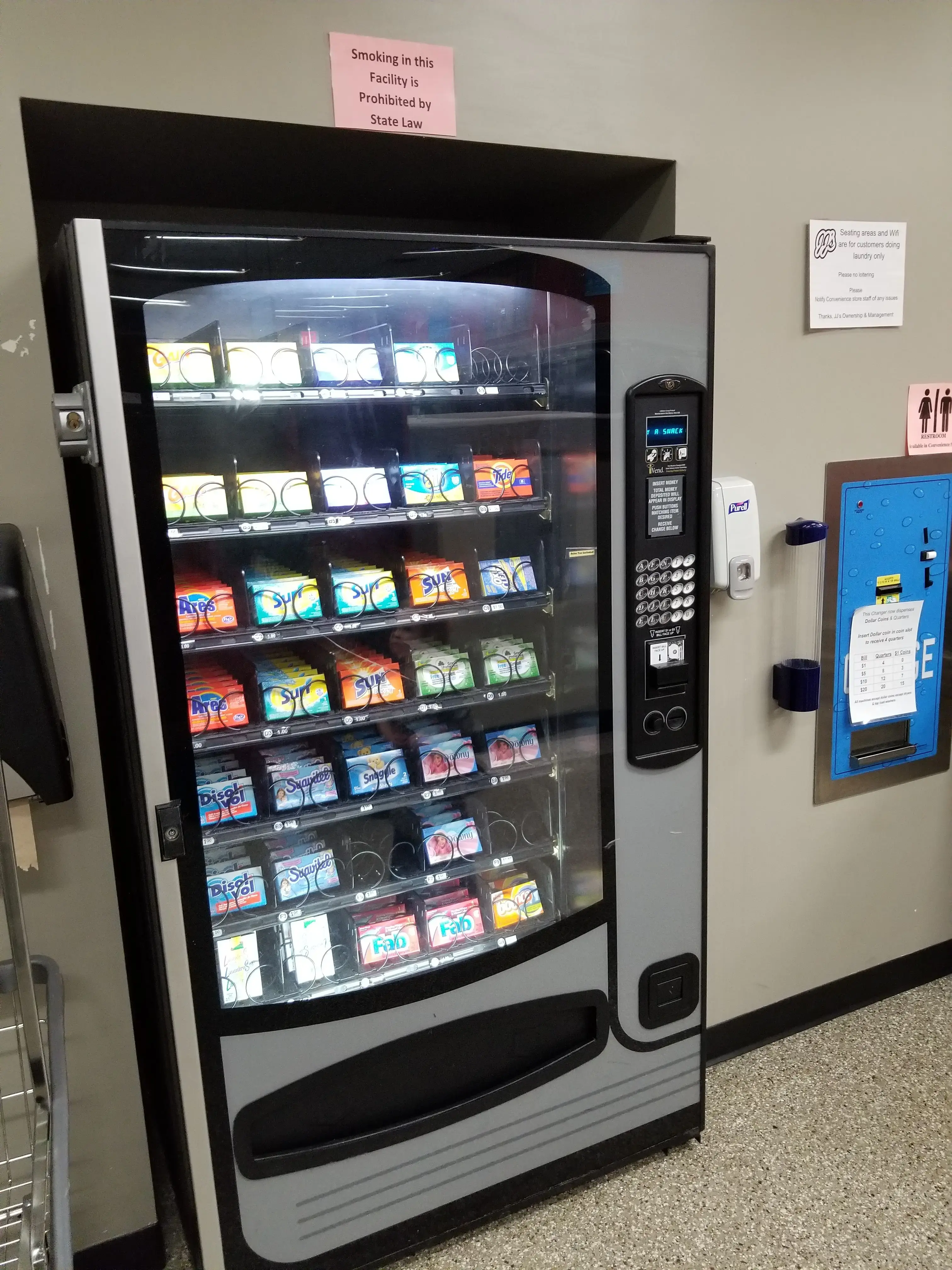 JJ's Washroom - Image 8