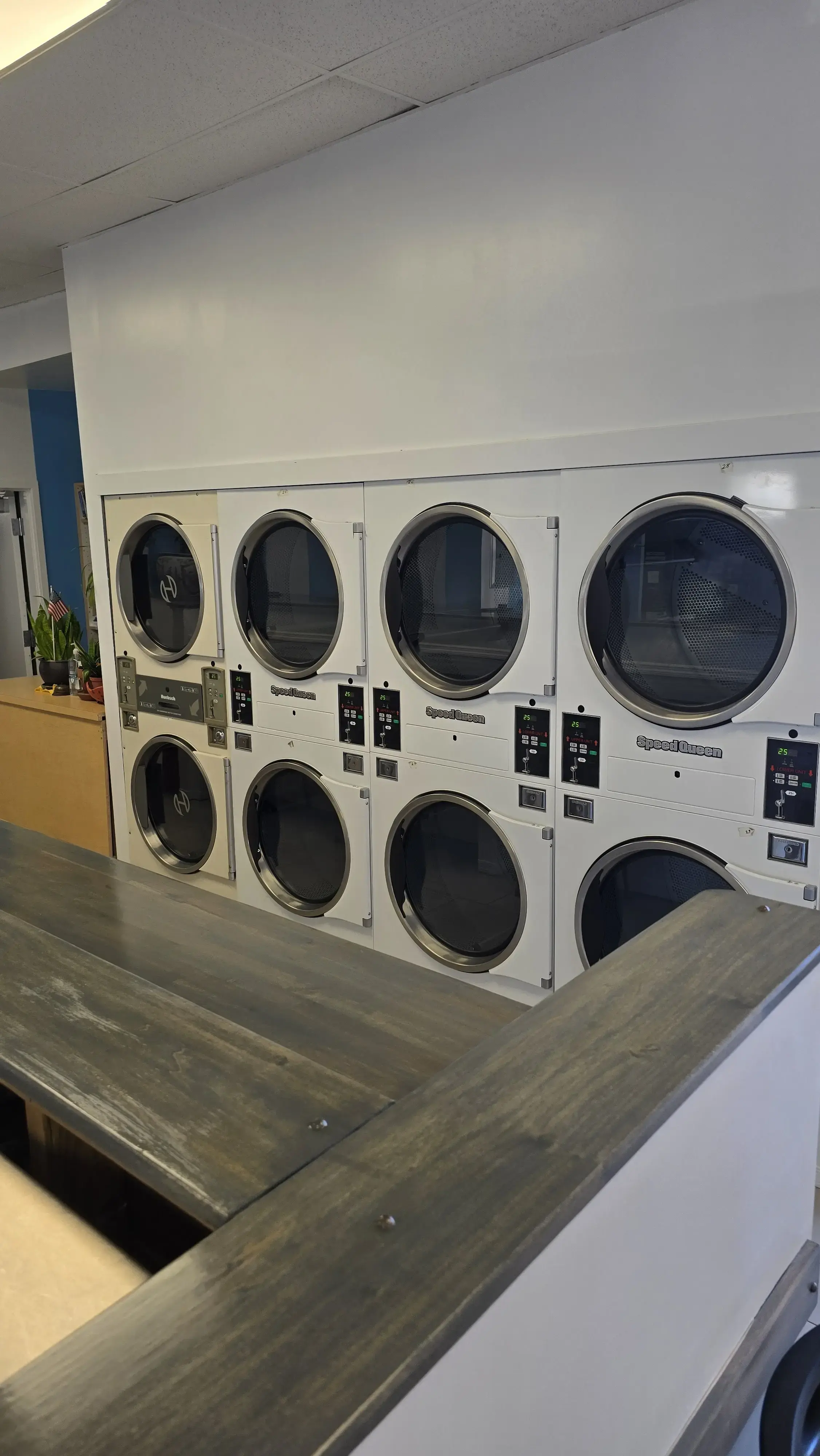 Jo-Ann's Laundromat thumbnail 12