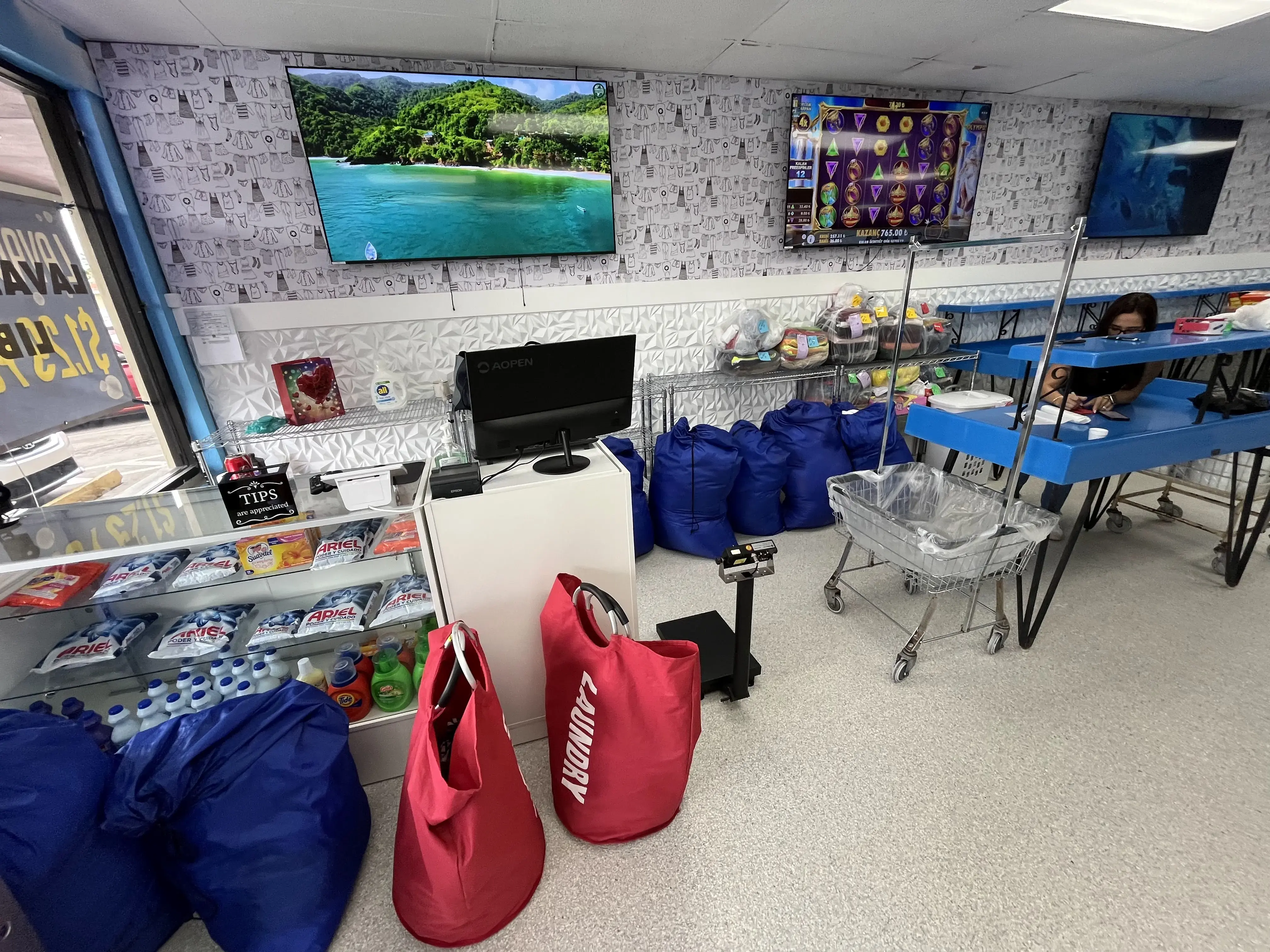 Joanny Coin Laundry, Wash And Fold, Dry Cleaning location