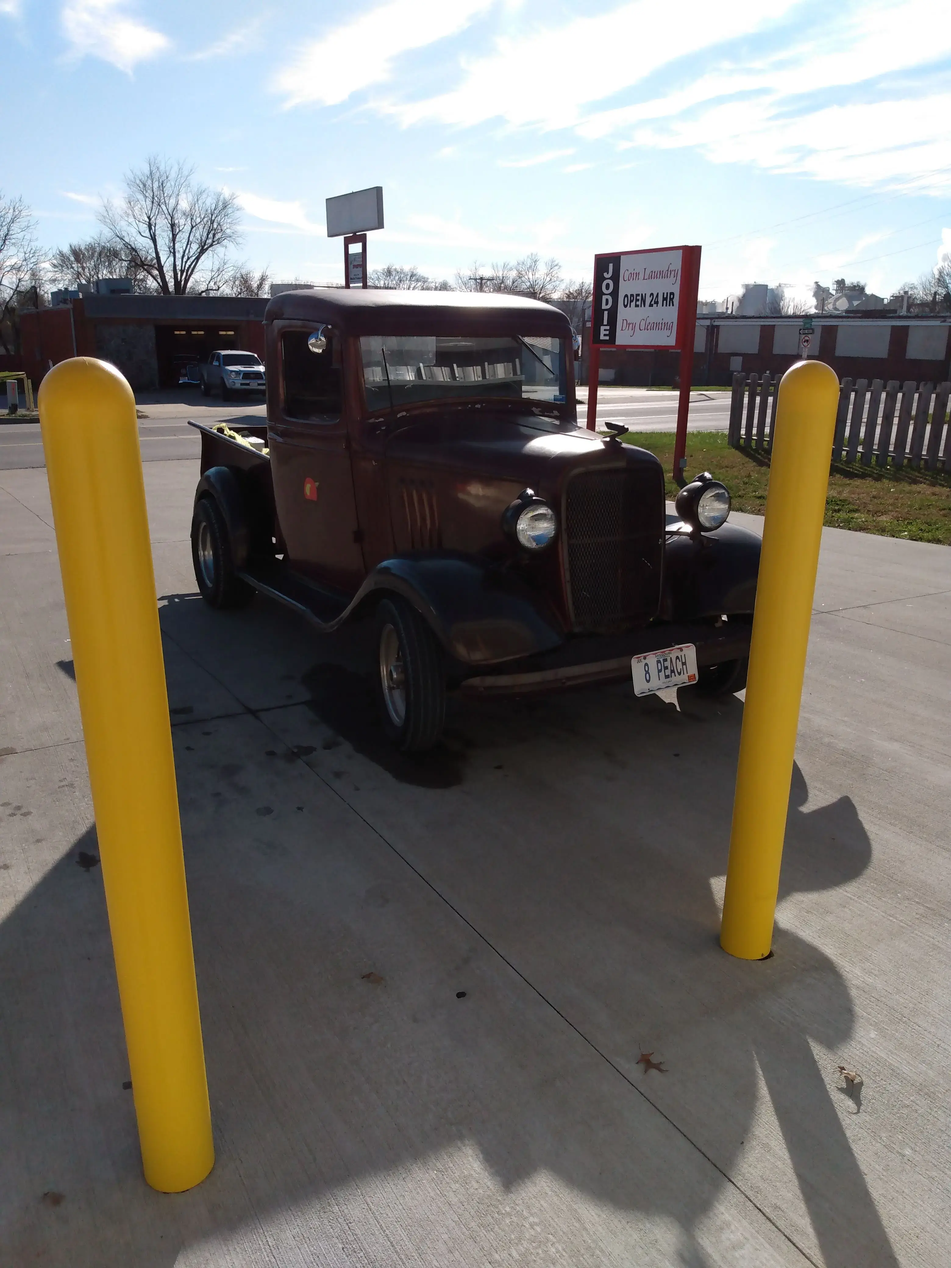 Jodie Coin Laundry - Image 2