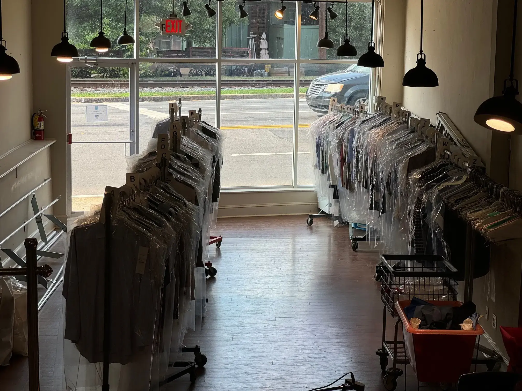 Joe May Cleaners - Image 4