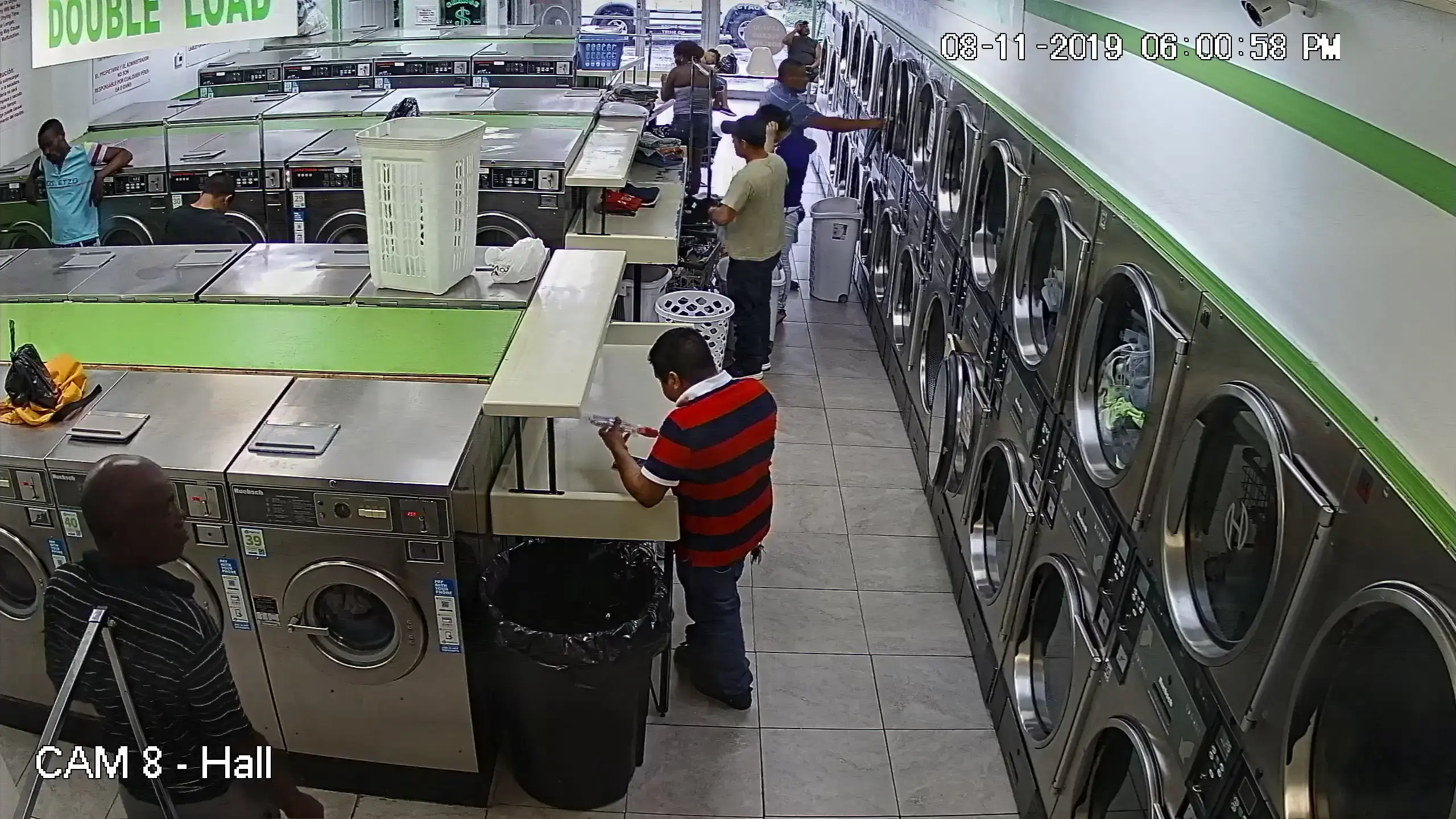 Joel's Coin Laundry - Image 12