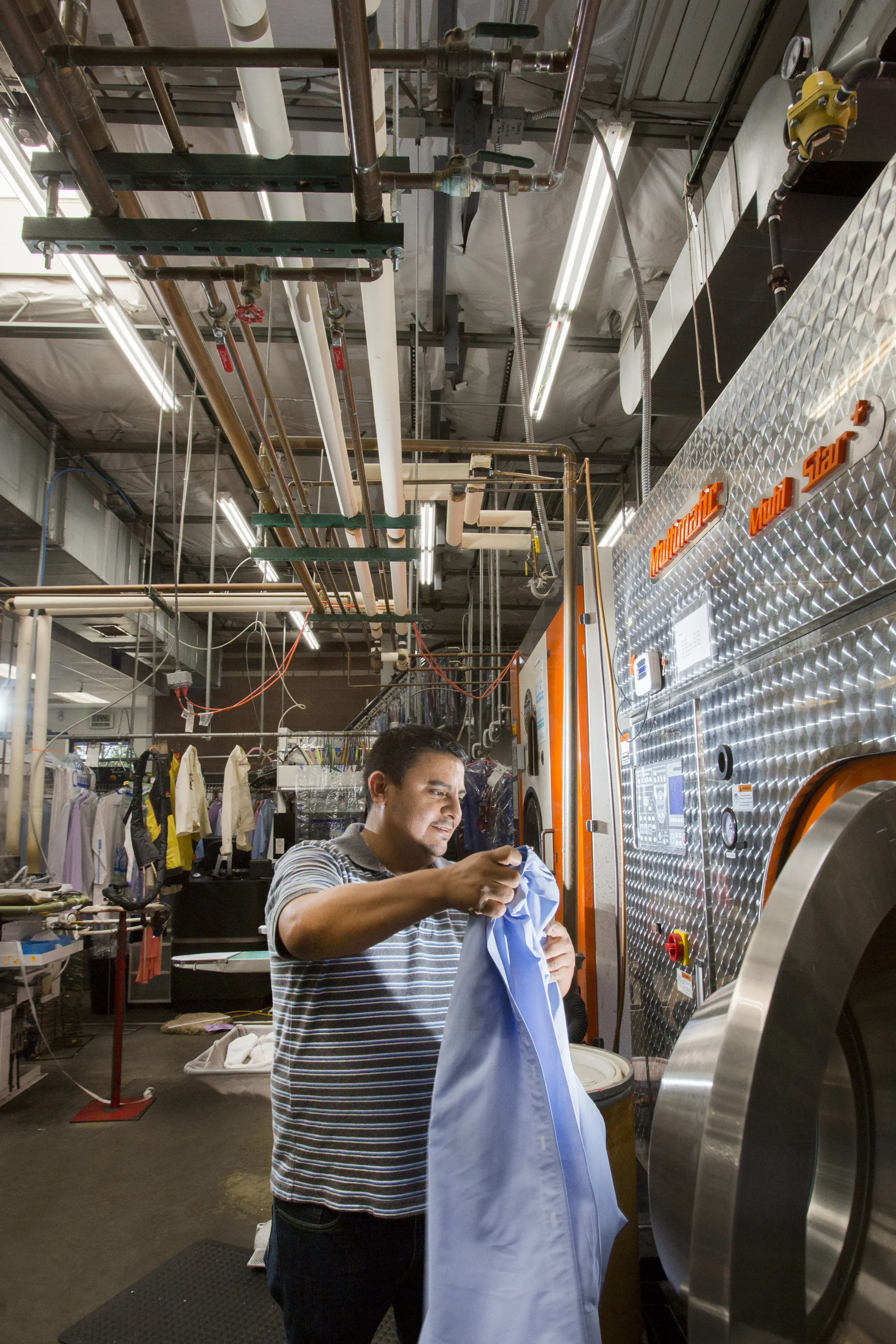 John's Dry Cleaners & Laundry thumbnail 12