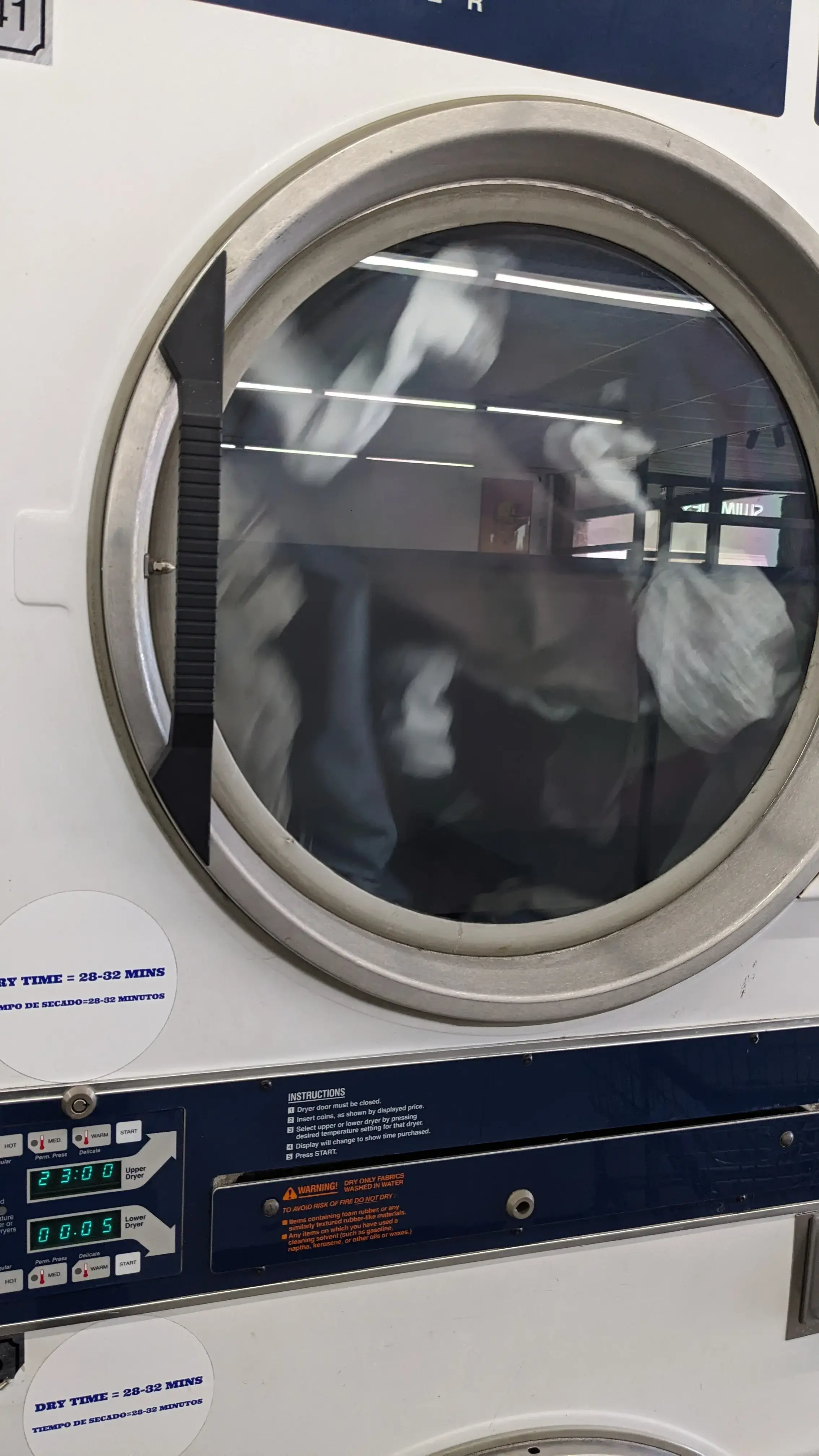 Jolly Clean Giant - Image 12