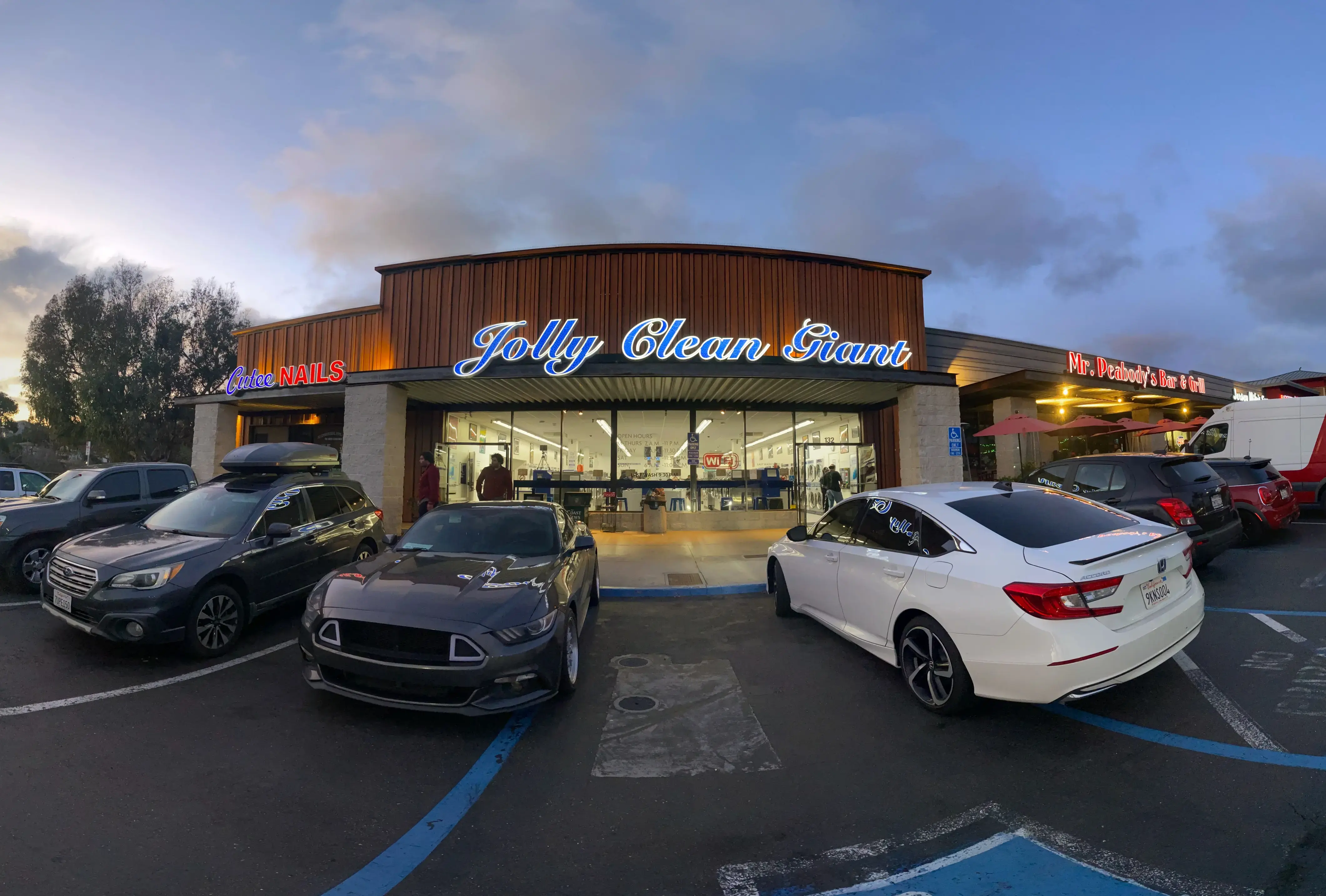 Jolly Clean Giant location