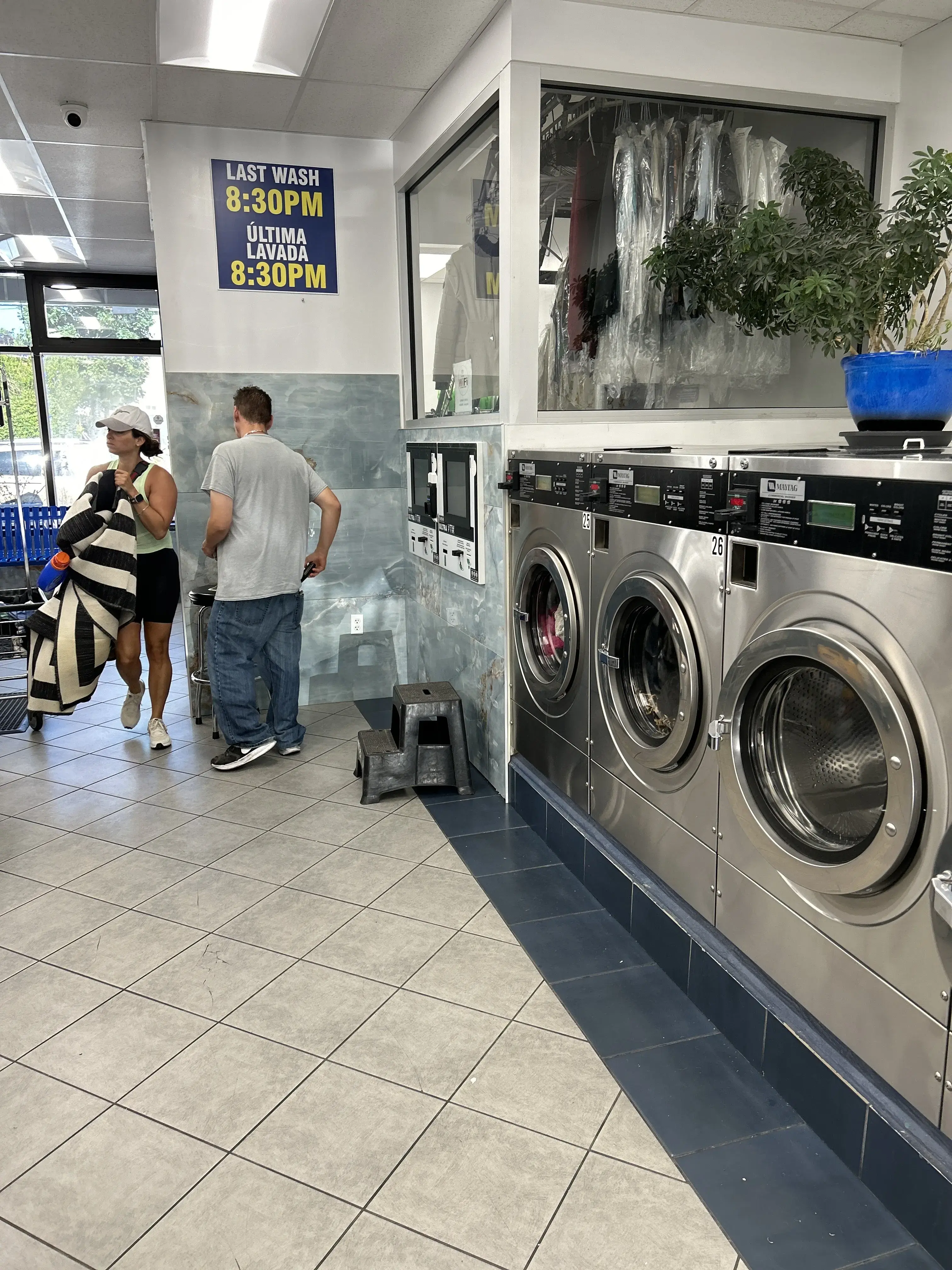JOMAR Maytag Laundromat - Image 20