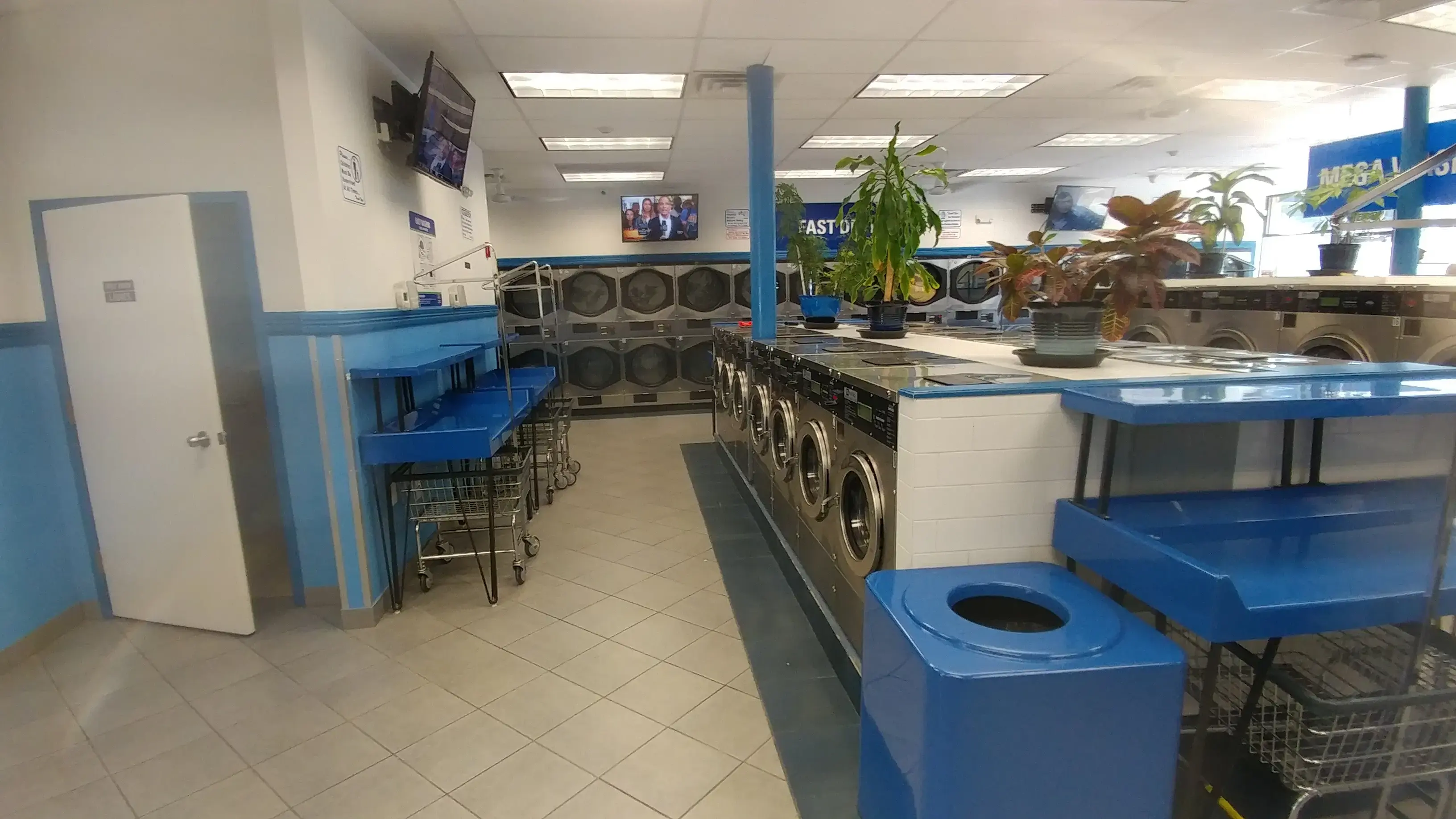 JOMAR Maytag Laundromat - Image 17