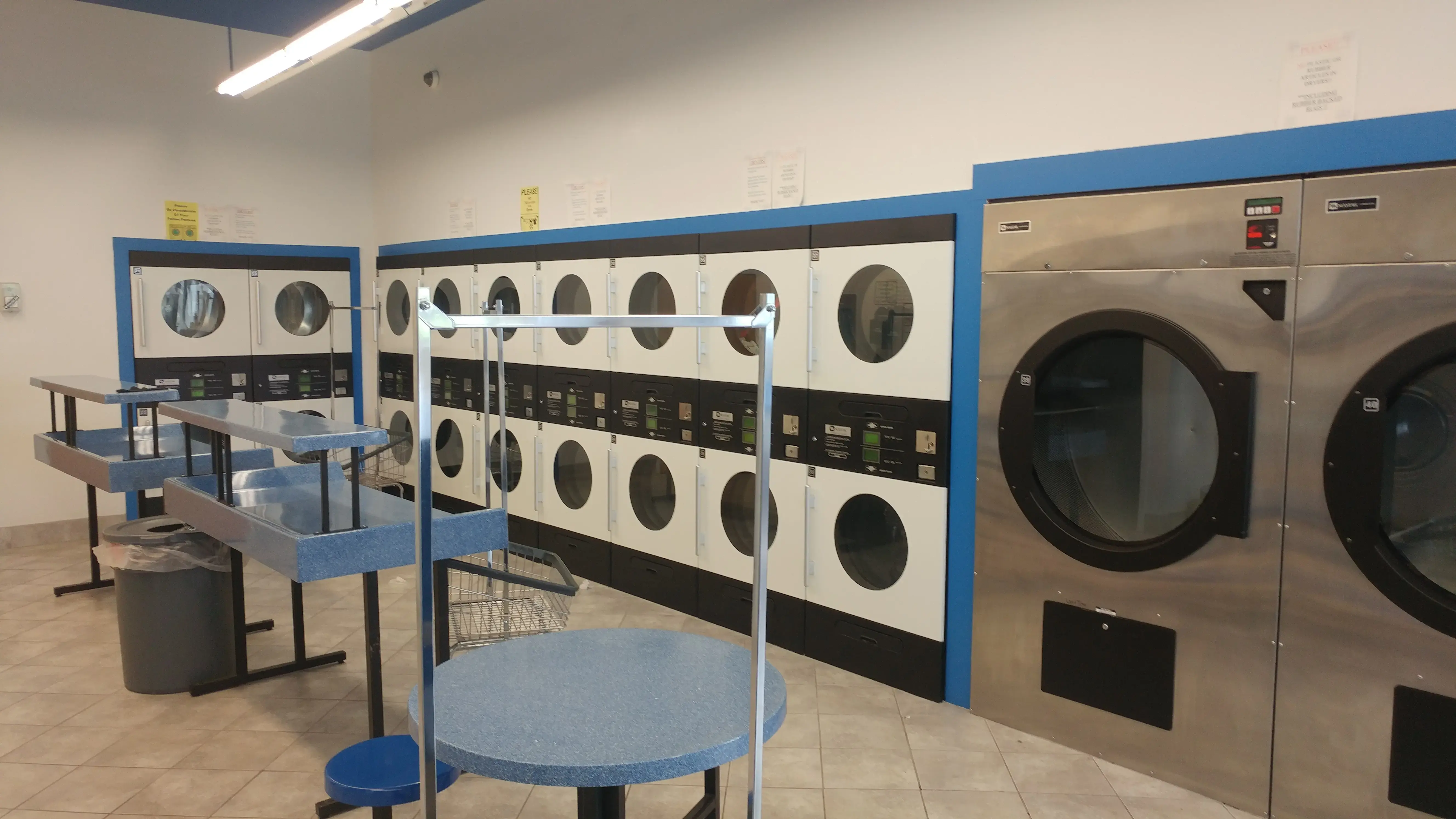 Jordan's Maytag Coin Laundry - Image 9