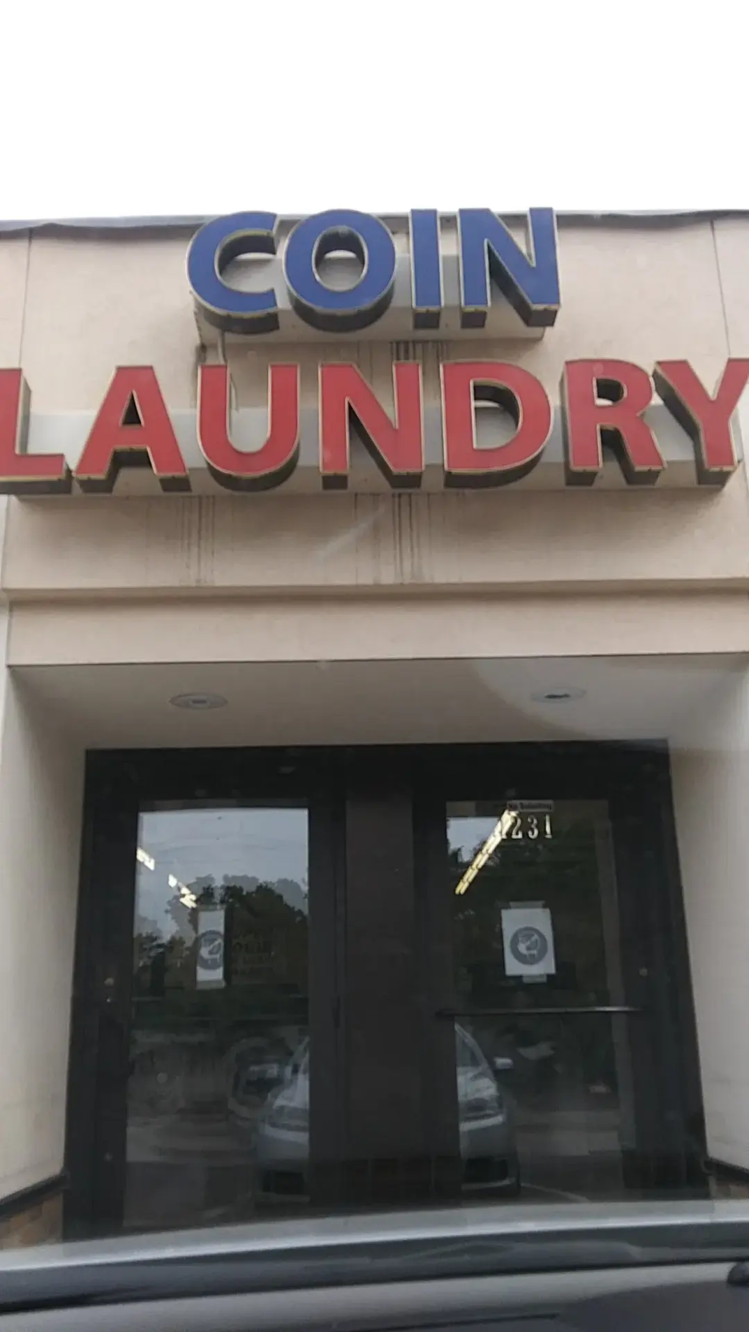 Josie's Coin Laundry thumbnail 8