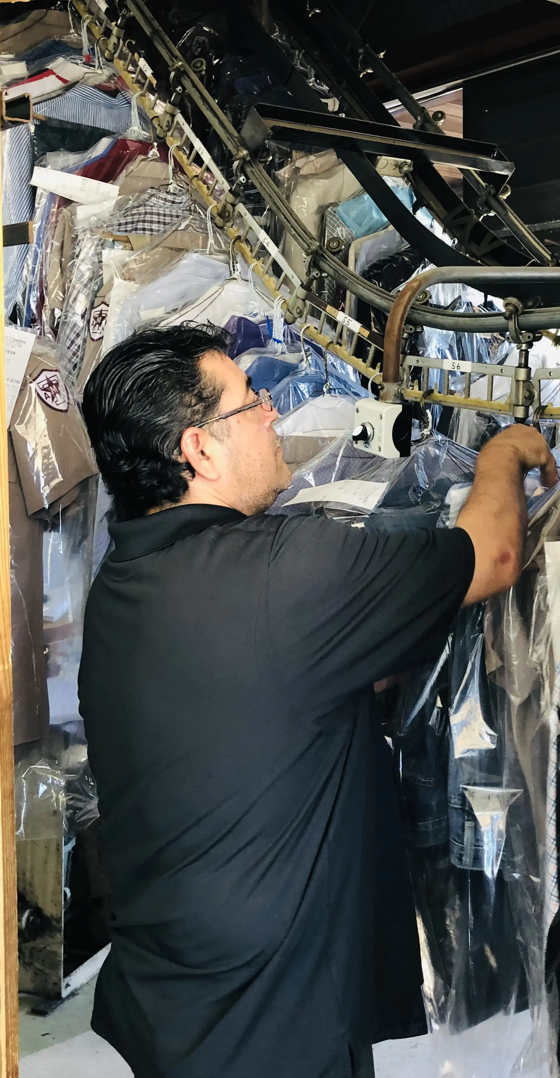 Jot 59 Laundry & Dry Cleaning - Image 15