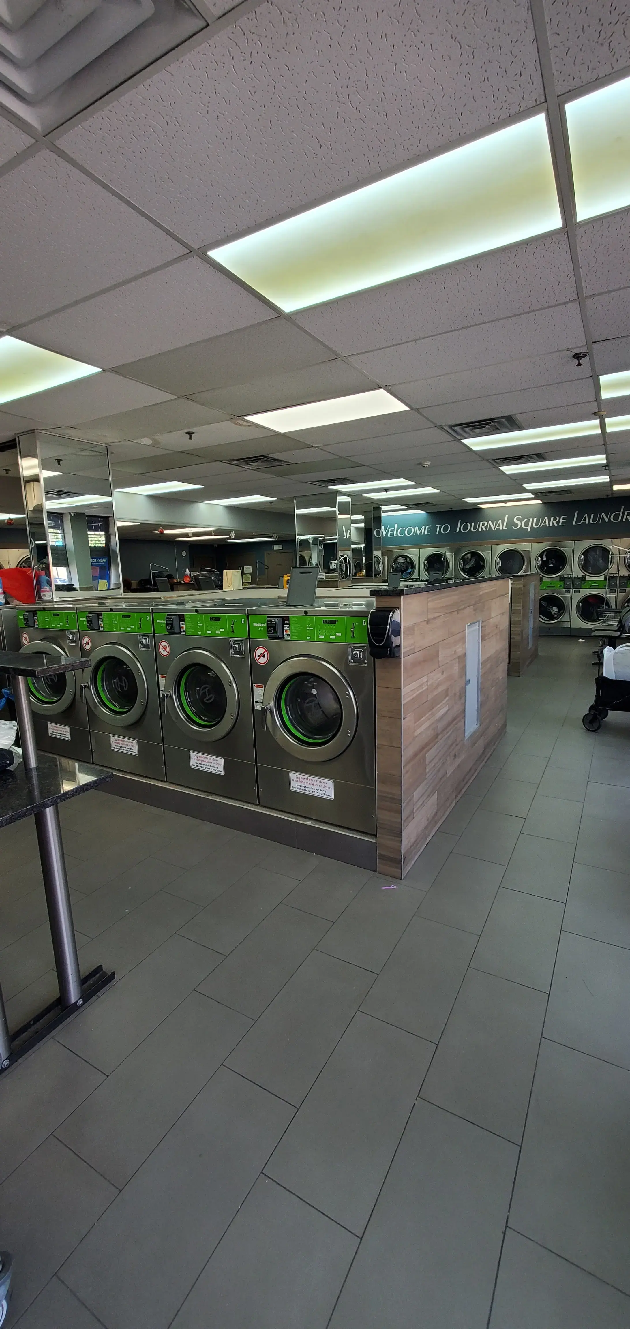 Journal Square Laundry - Image 12