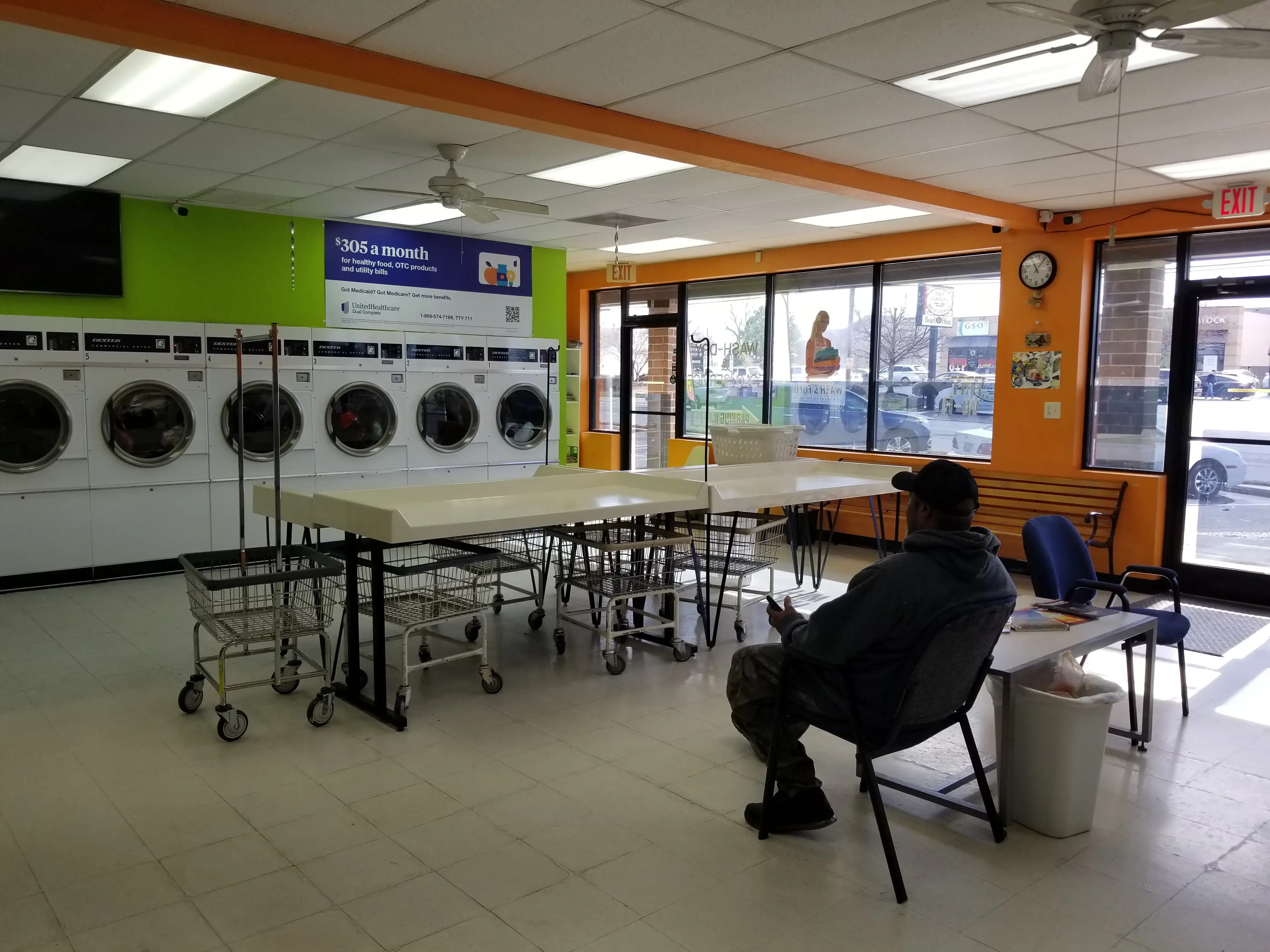 JOY Laundromat - Image 15
