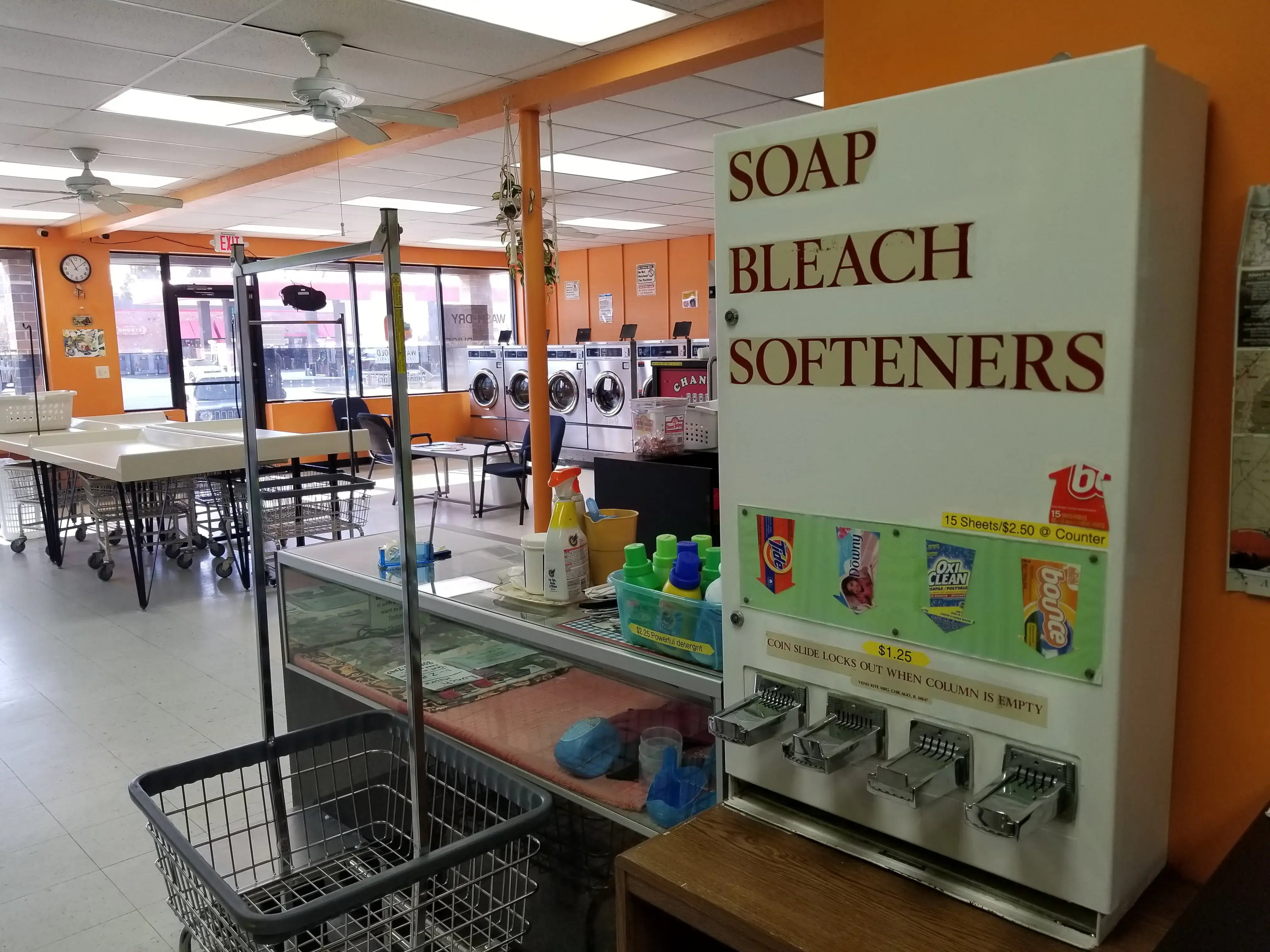 JOY Laundromat thumbnail 14