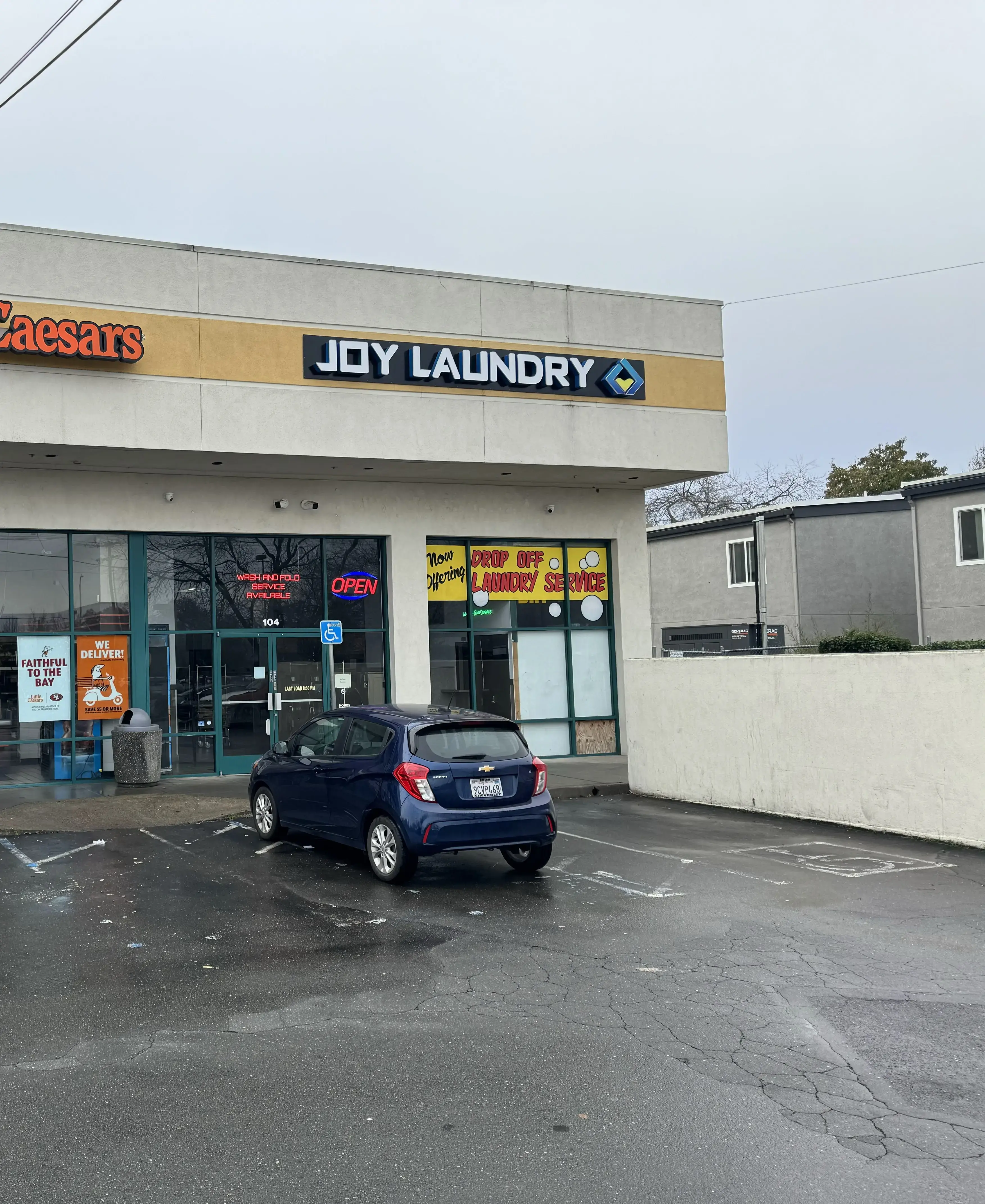 Joy Laundry - Carmichael | Self Serve, Wash & Fold, Dry Cleaning, & Pickup/Delivery Services thumbnail 12