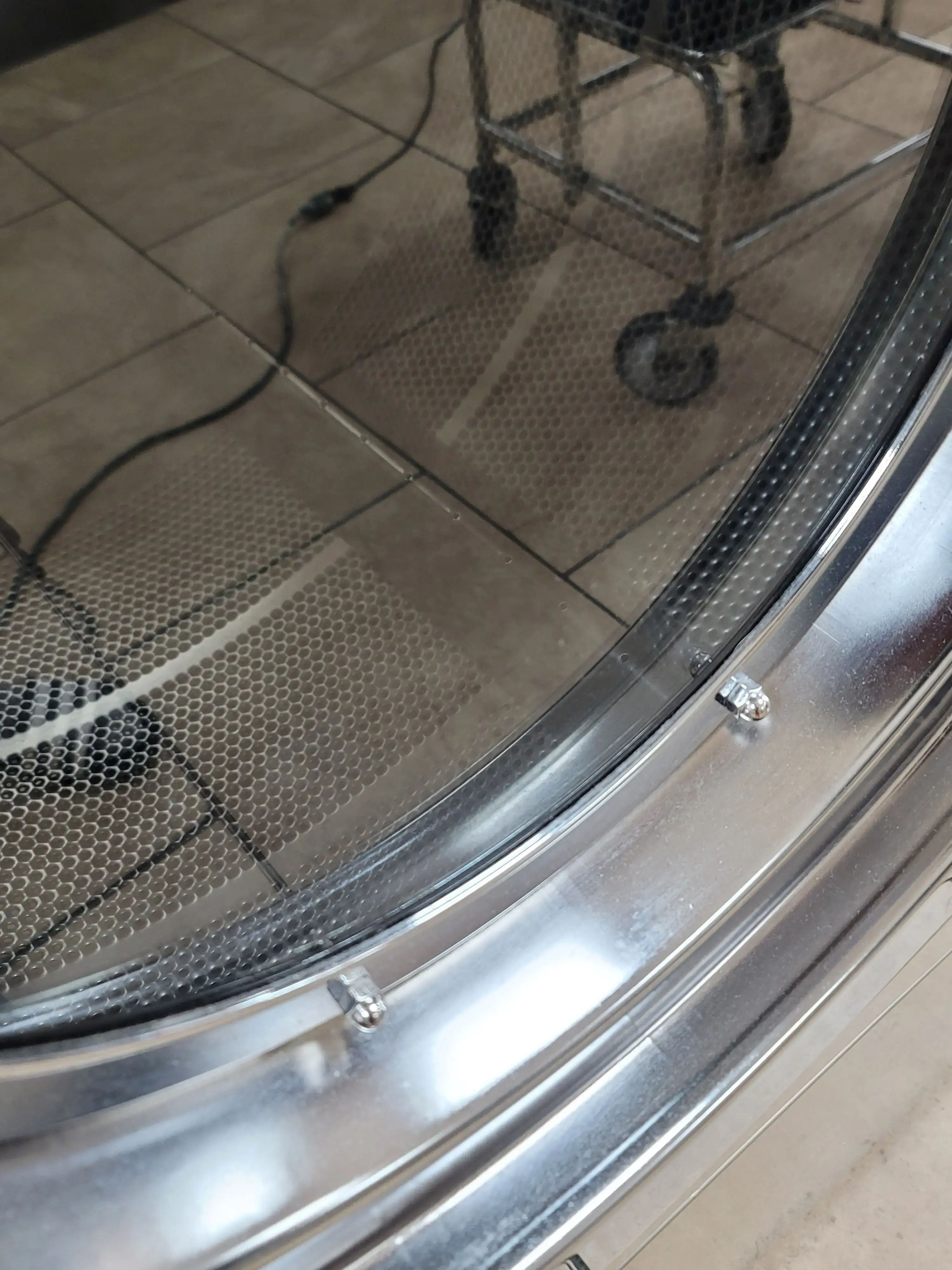 J's Laundry - Image 14