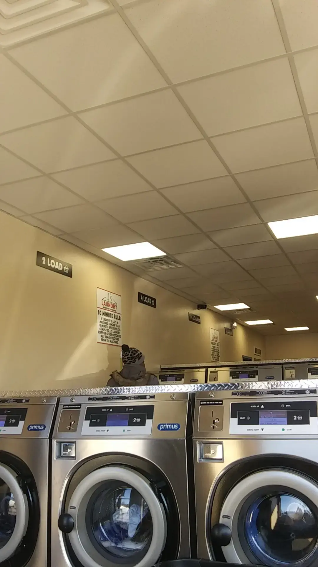 J's Laundry - Image 11