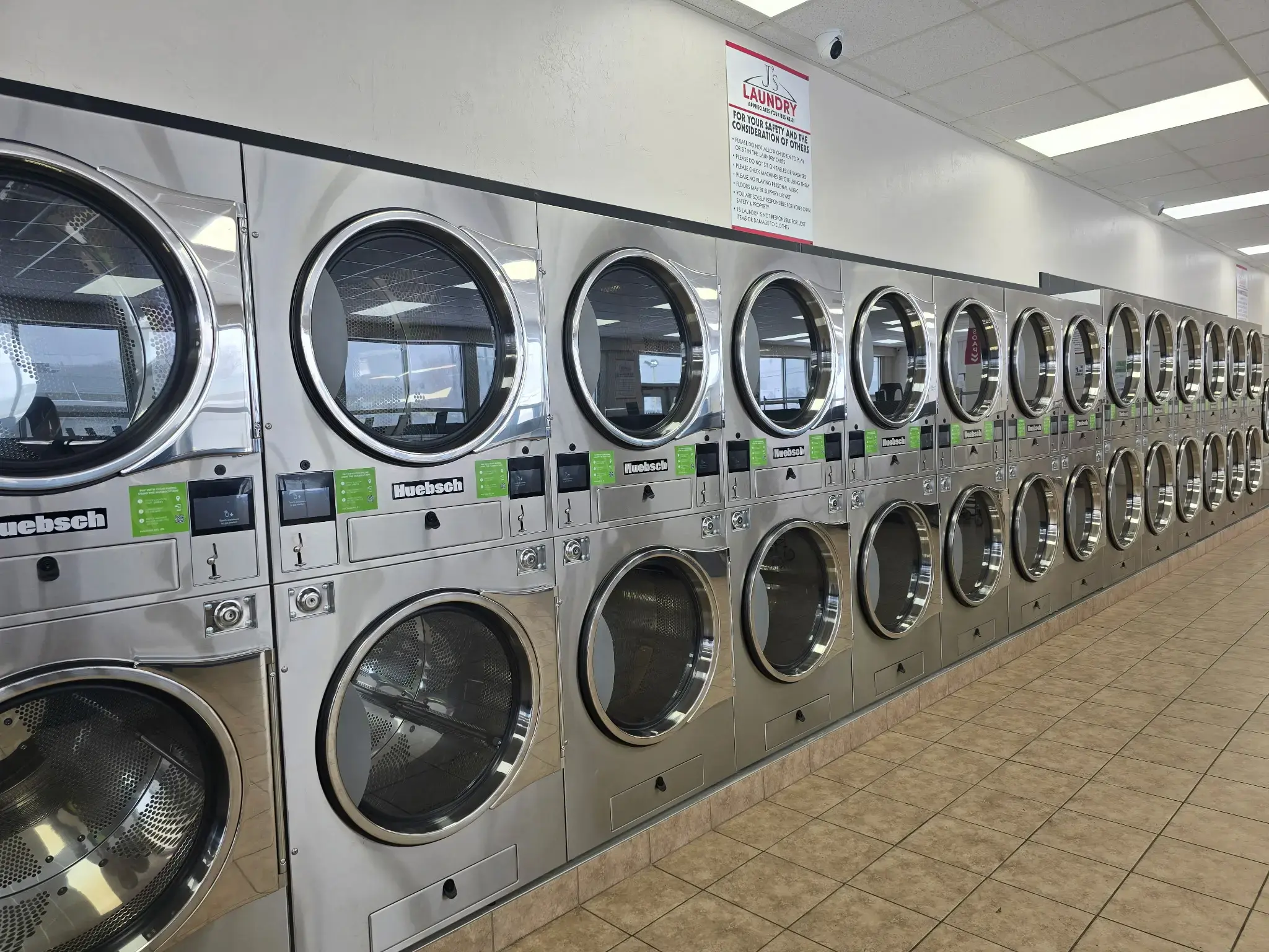 J's Laundry - Image 5