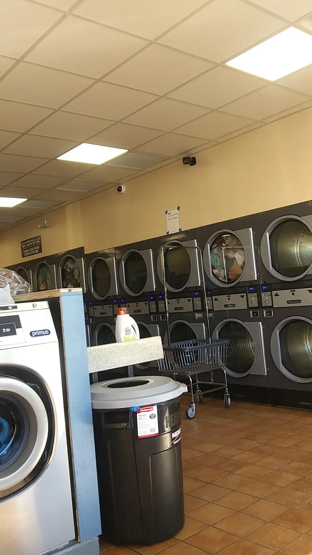 J's Laundry thumbnail 8