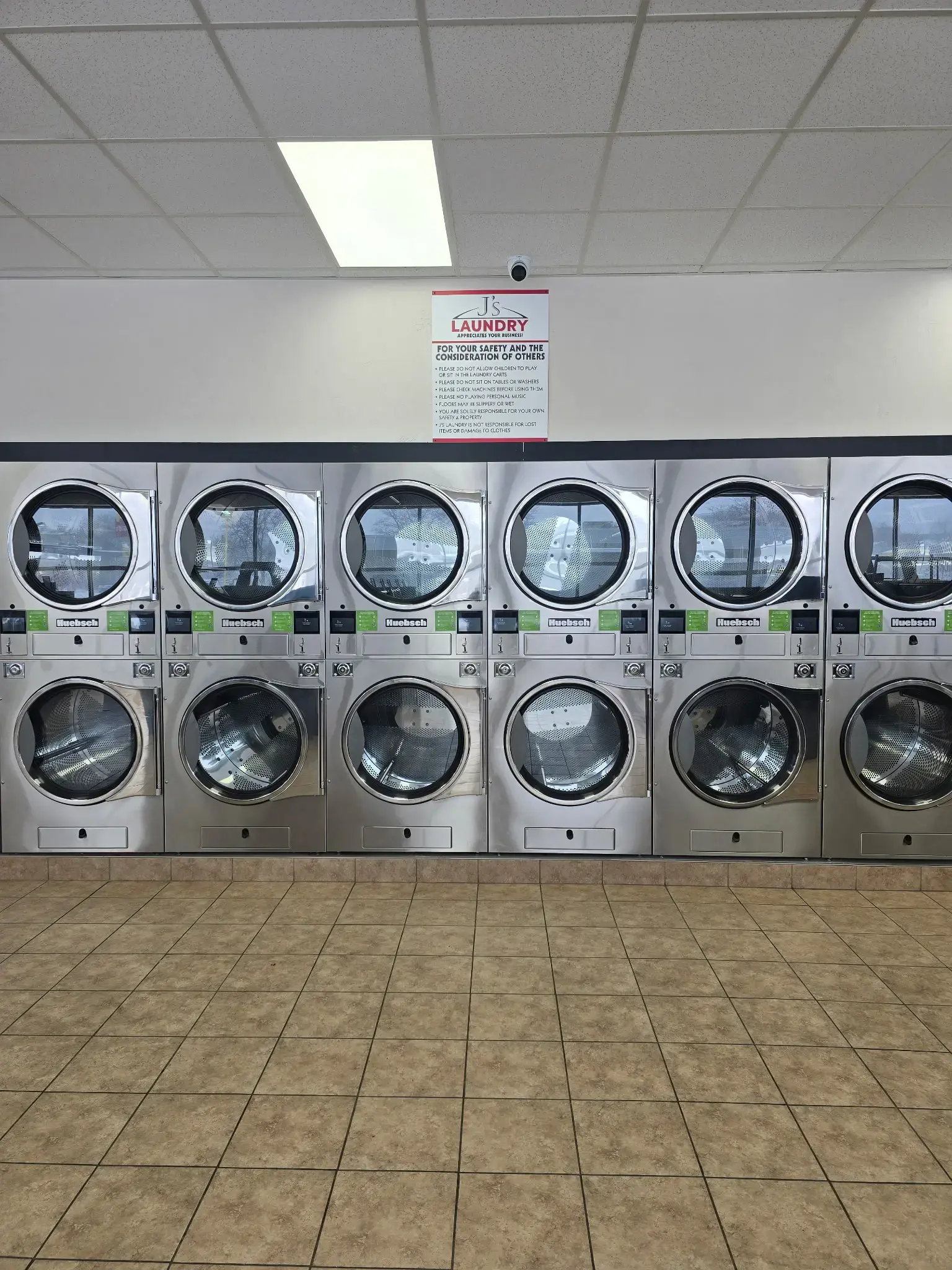 J's Laundry - Image 4