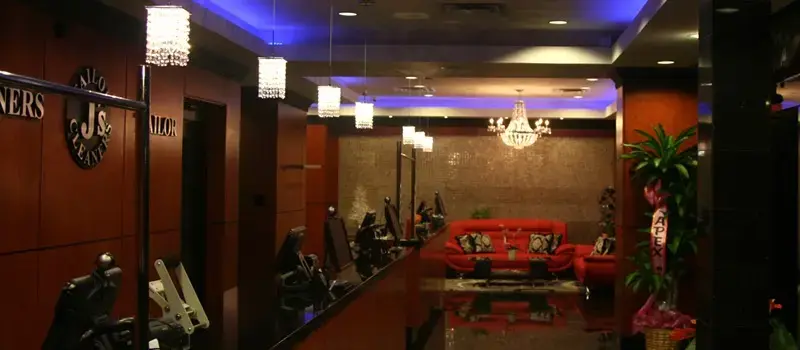 J's Tailor & Cleaners at Park thumbnail 11