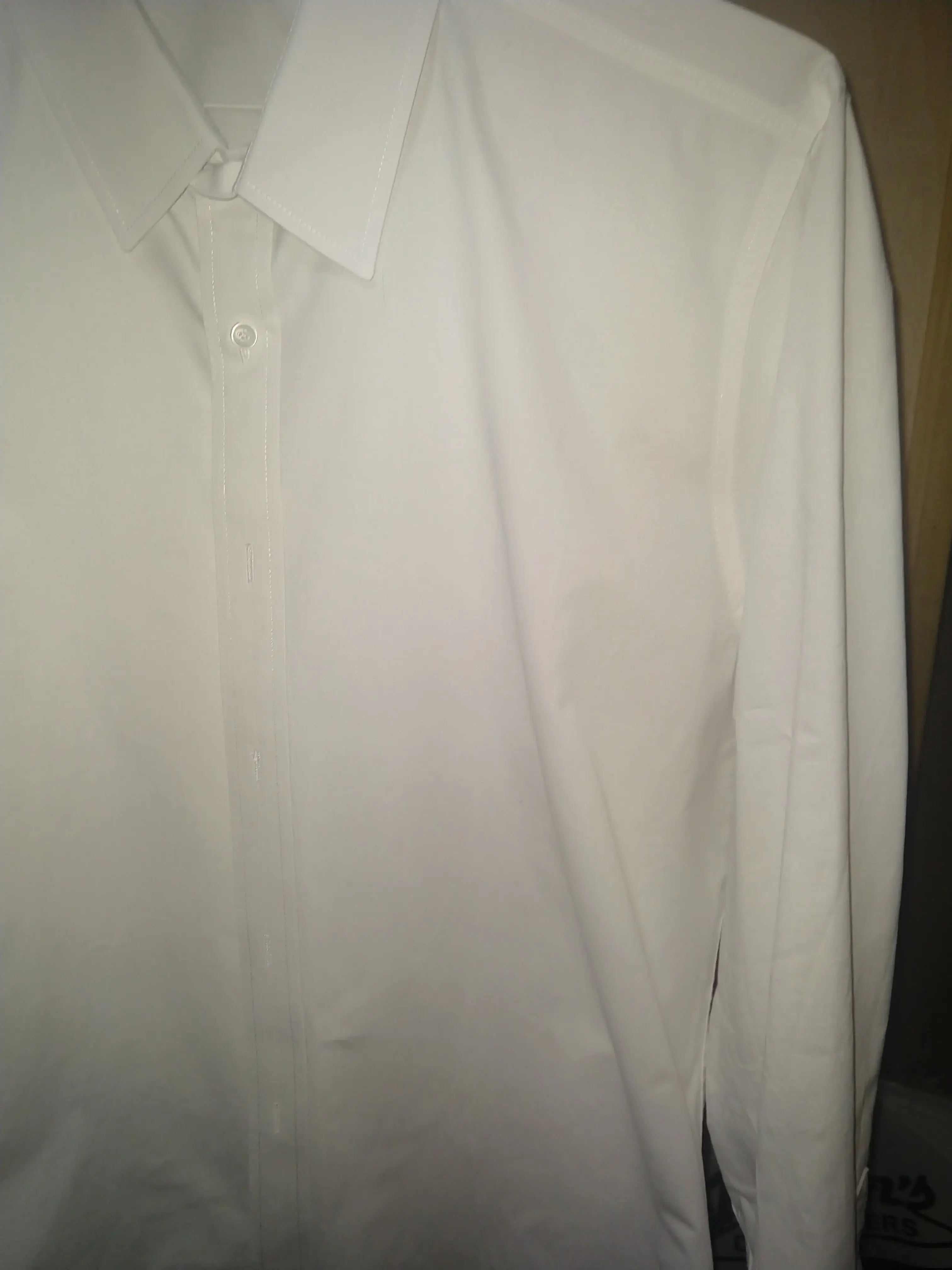 Julian's Dry Cleaners - Blossom Road thumbnail 15