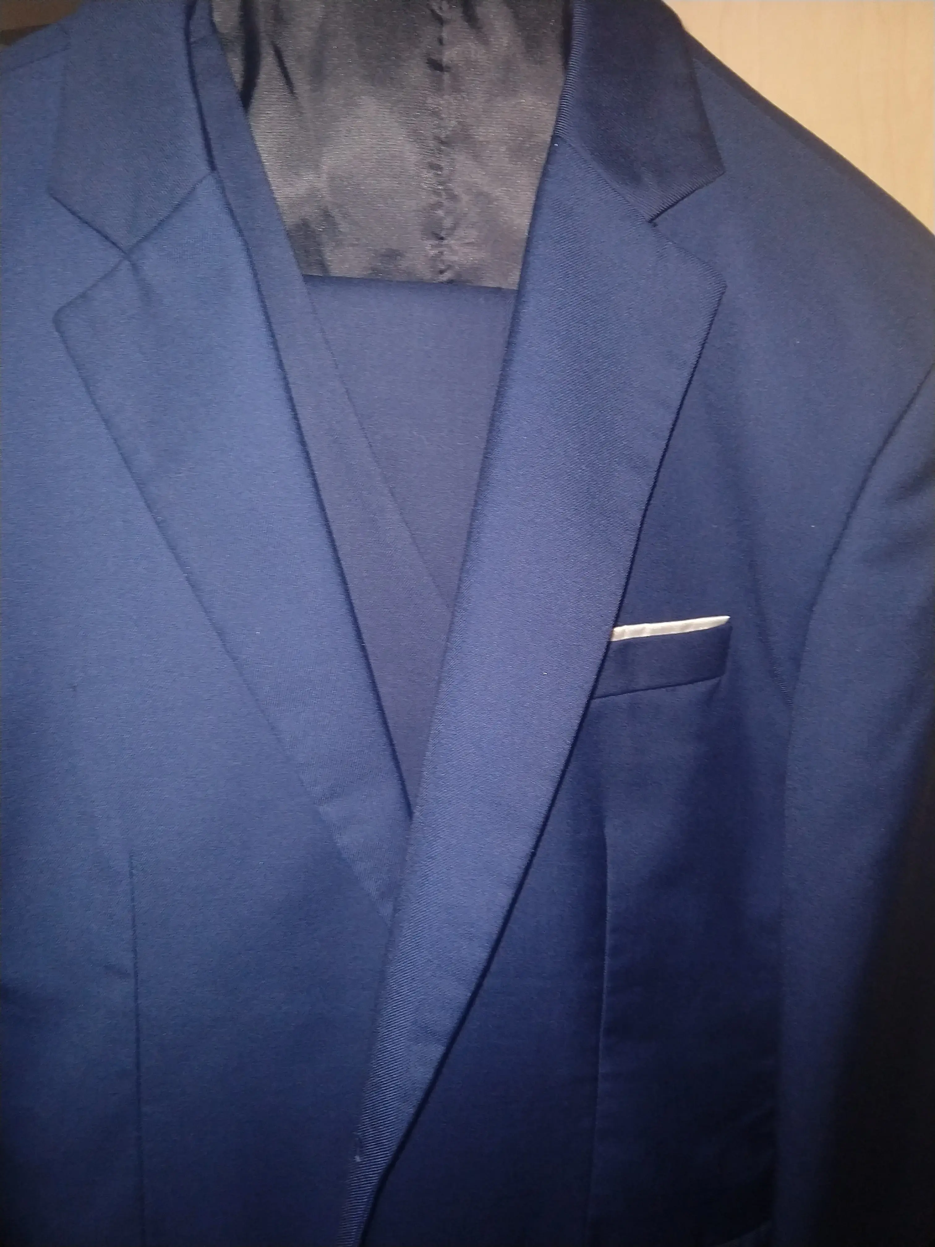 Julian's Dry Cleaners - Blossom Road - Image 12