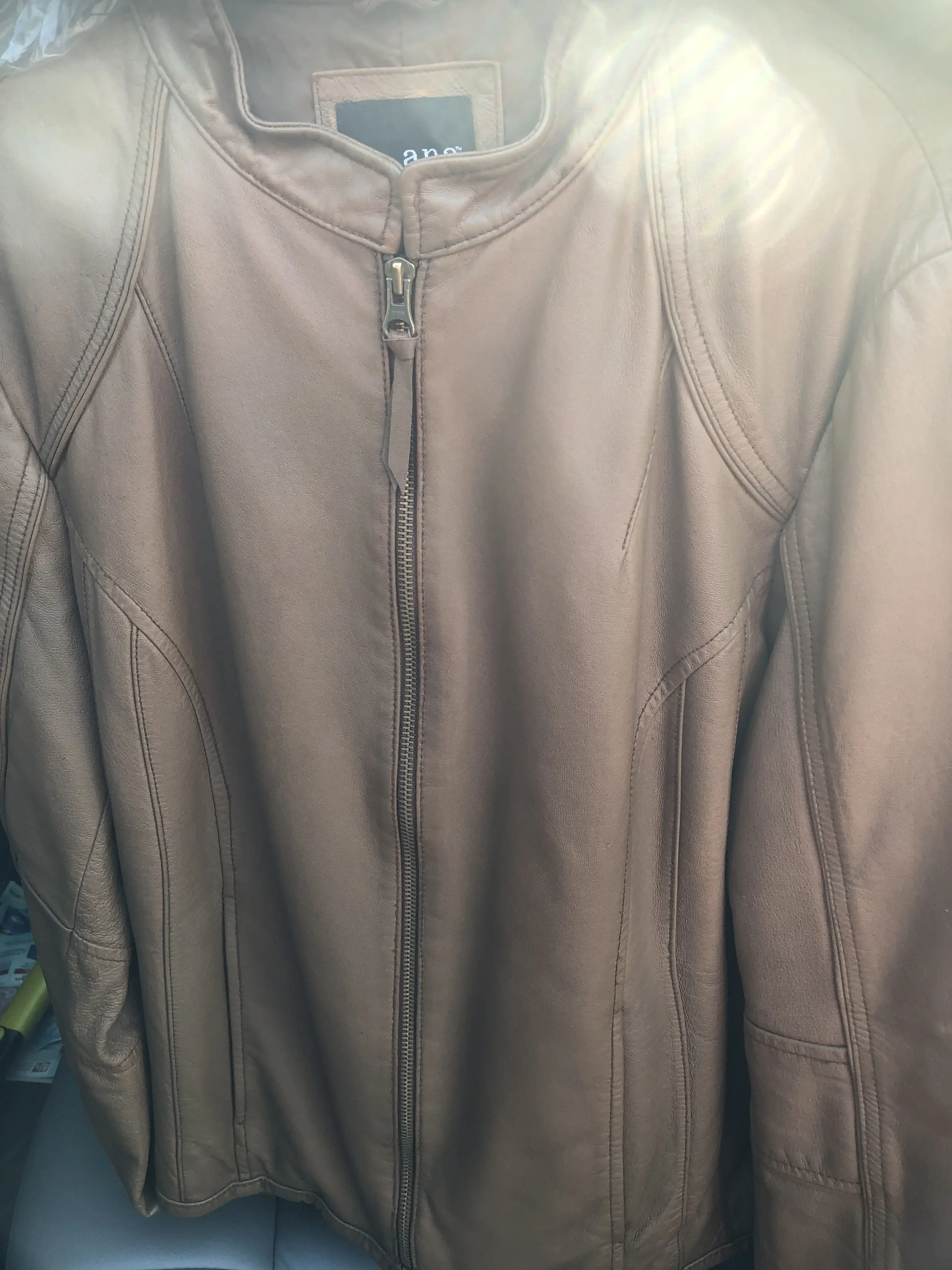Julian's Dry Cleaners - Blossom Road - Image 18