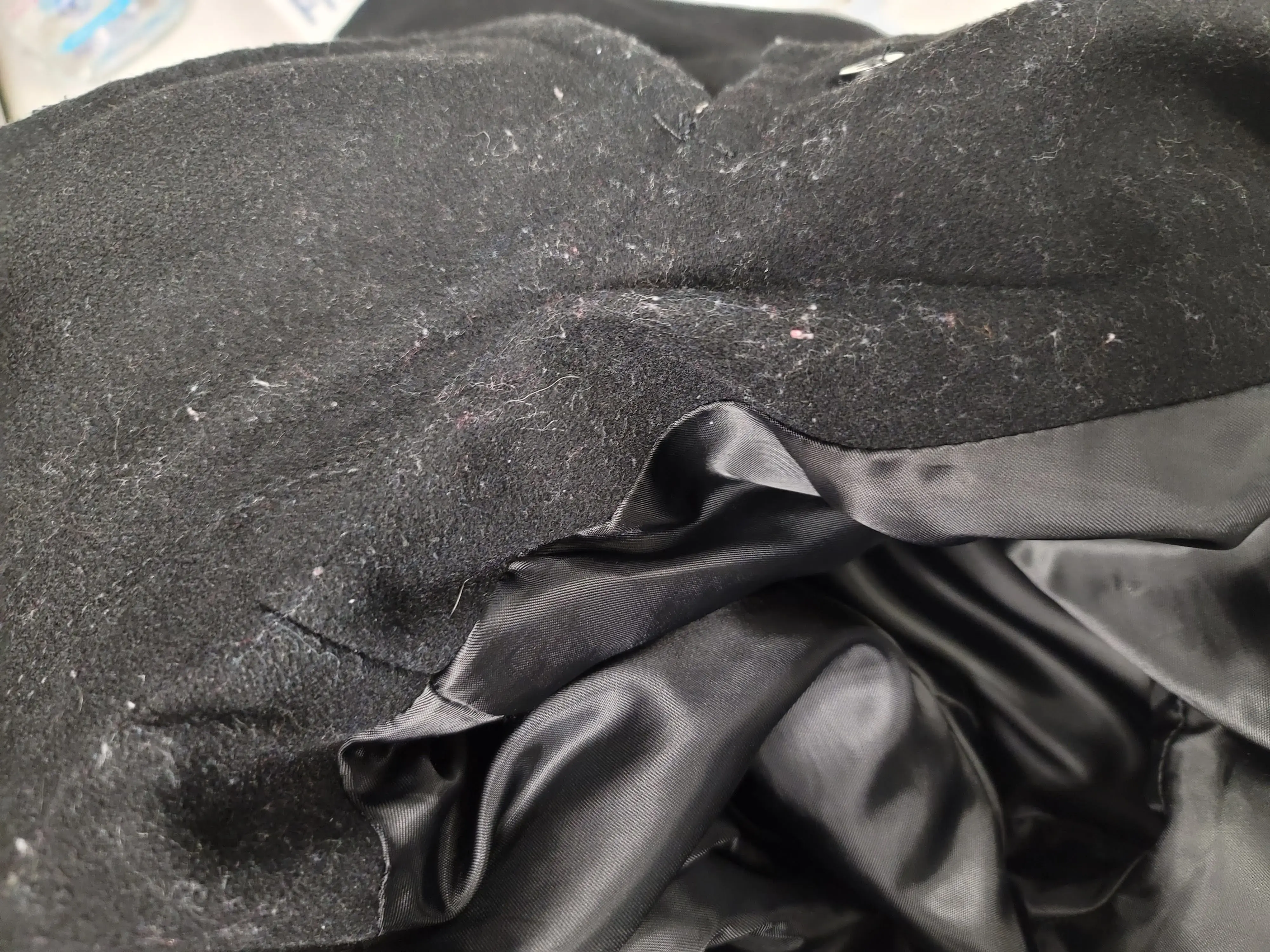 Julian's Dry Cleaners - West Ridge thumbnail 3