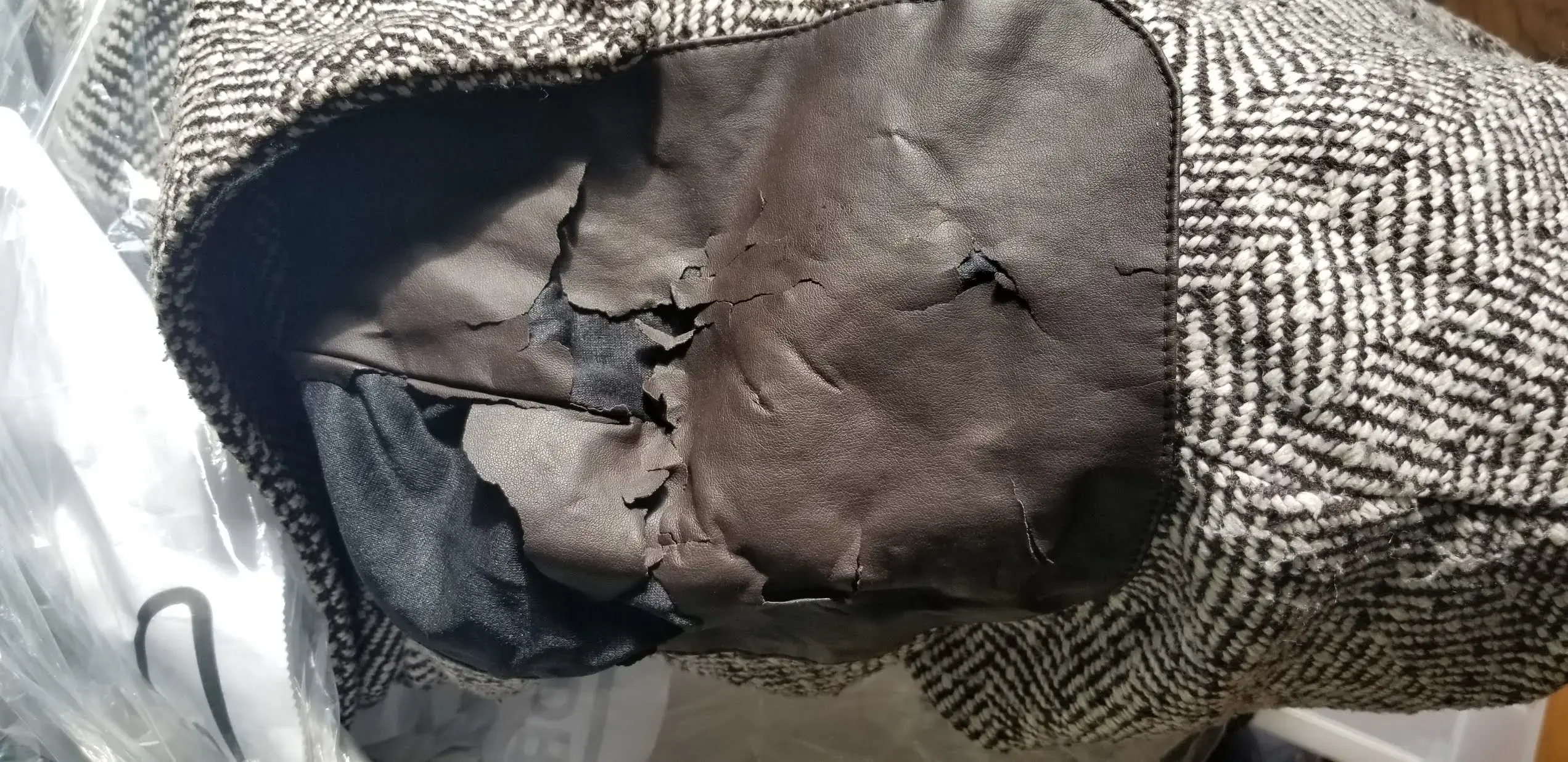 Julian's Dry Cleaners thumbnail 4