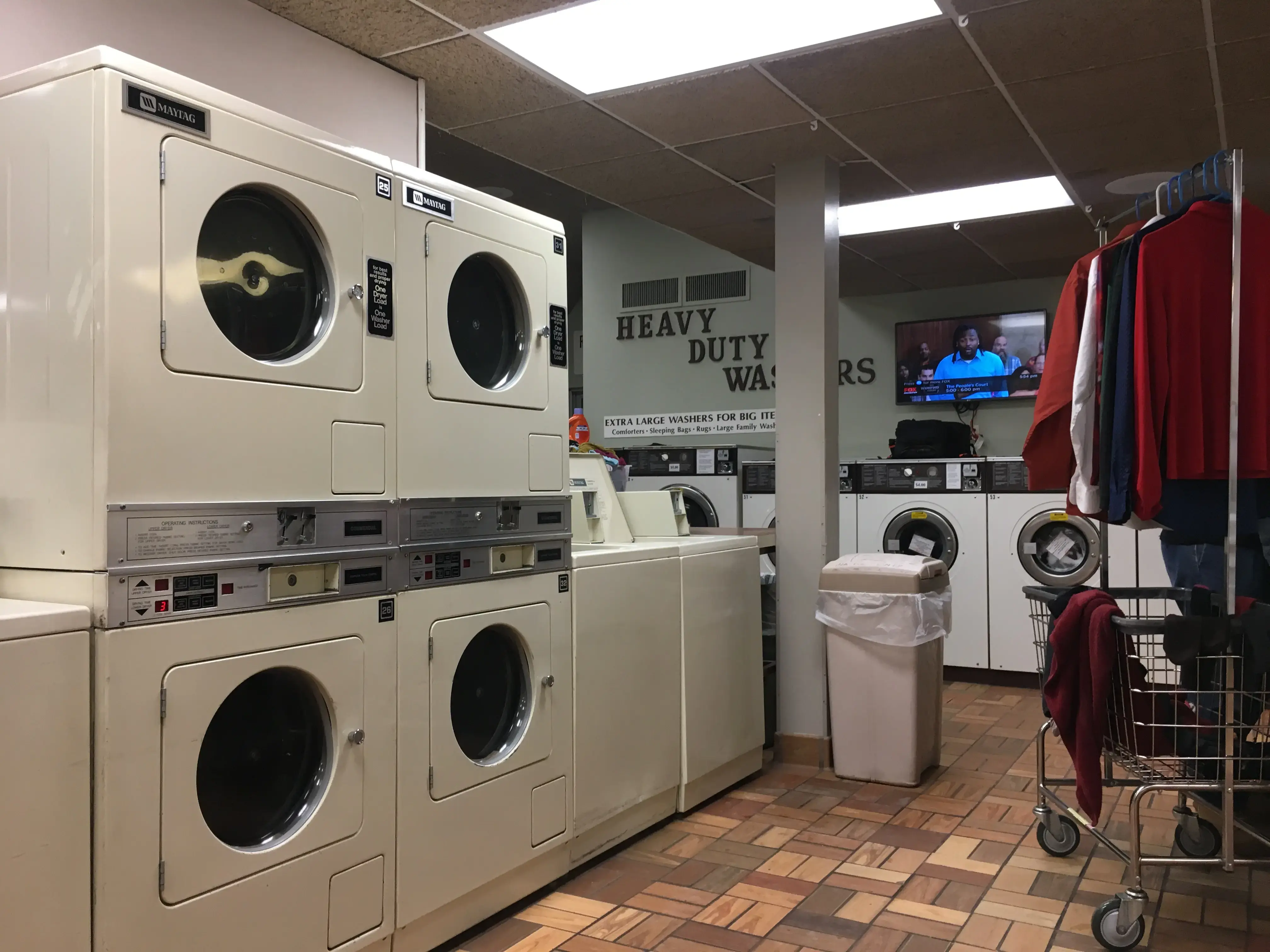 Julian's Dry Cleaners & Laundromat - Image 12