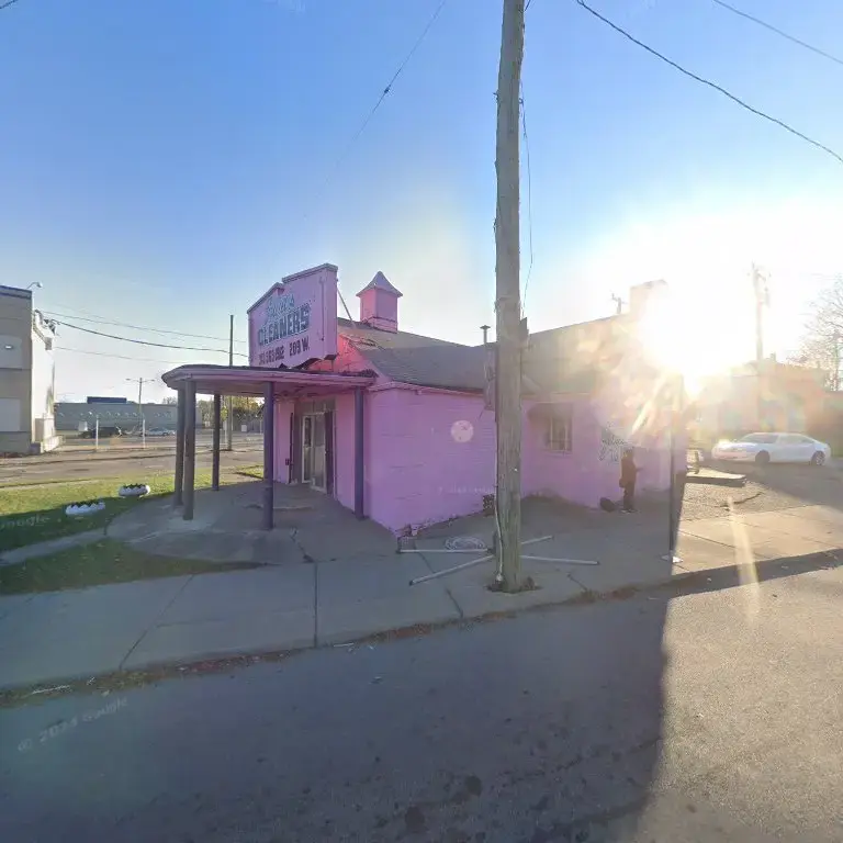 Julia's Cleaners thumbnail 1