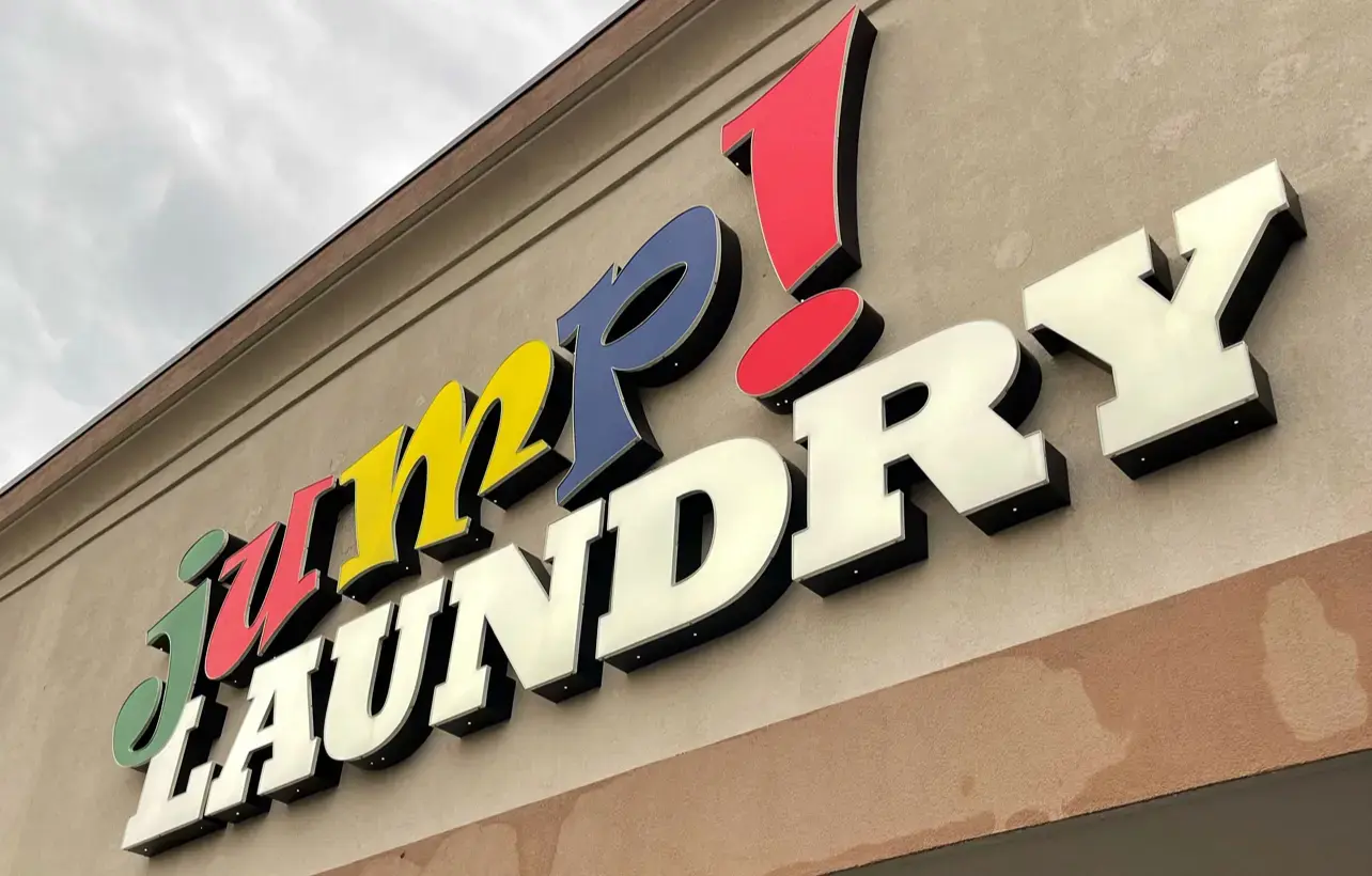 Jump Laundry Wash and Fold - Laundromat Lavanderia thumbnail 1