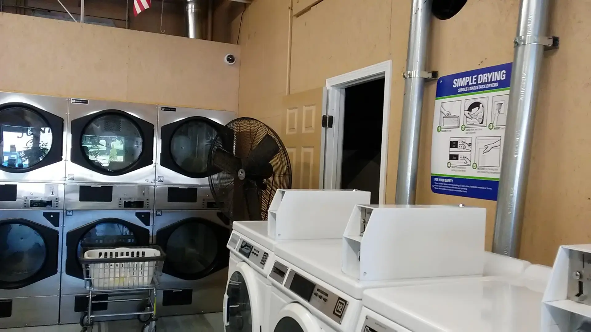 Juniper Hill coin laundry - Image 19