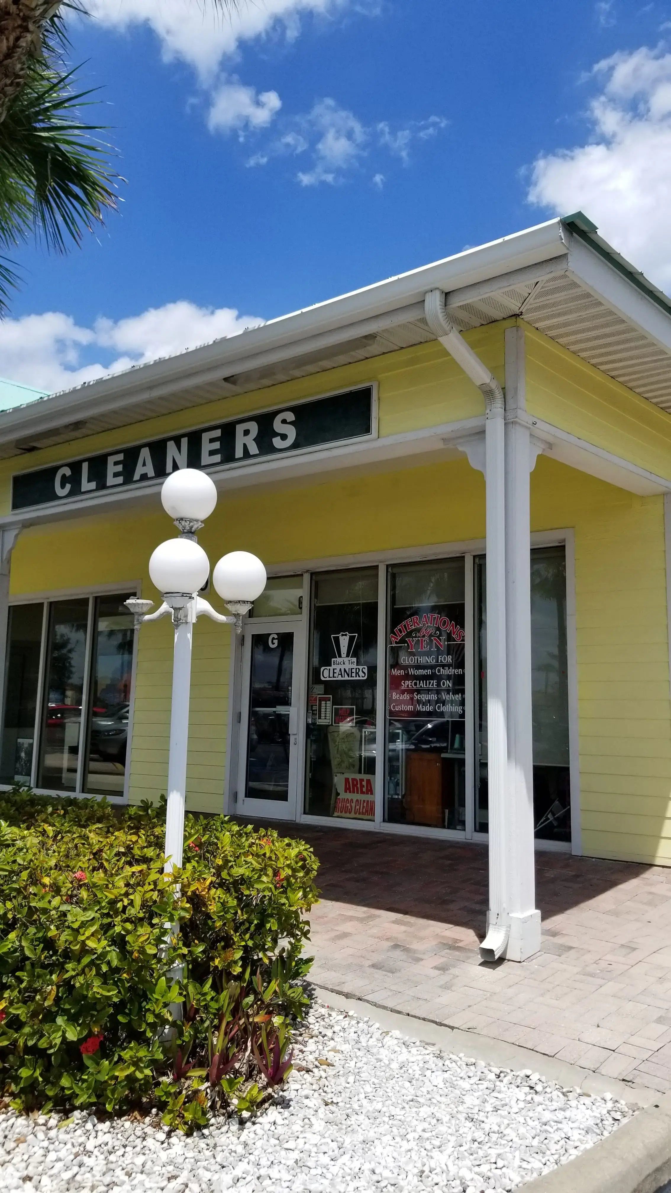 Juno Beach's Hometown Cleaners & Tailors (formerly Black Tie Cleaners) location