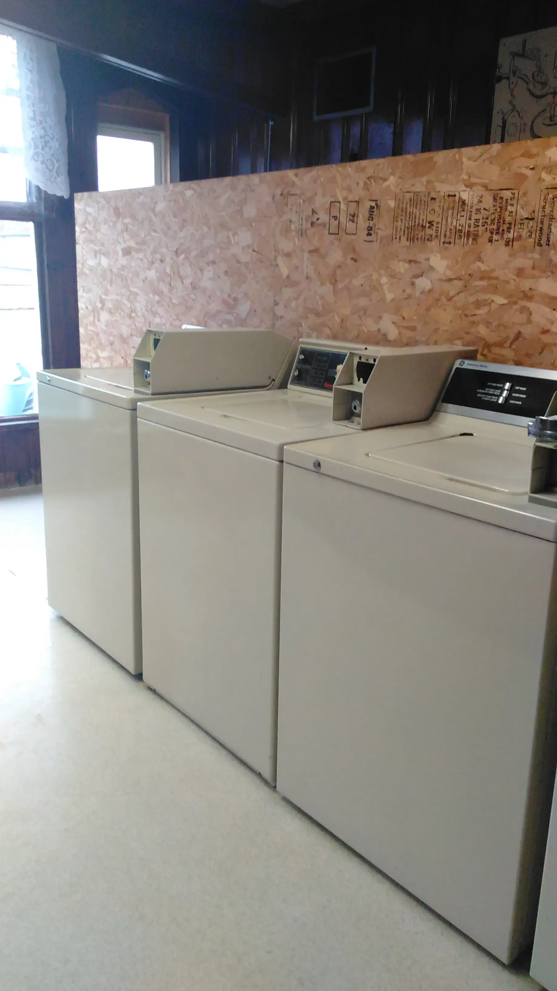 Just Like Home Laundry- Norwalk thumbnail 9