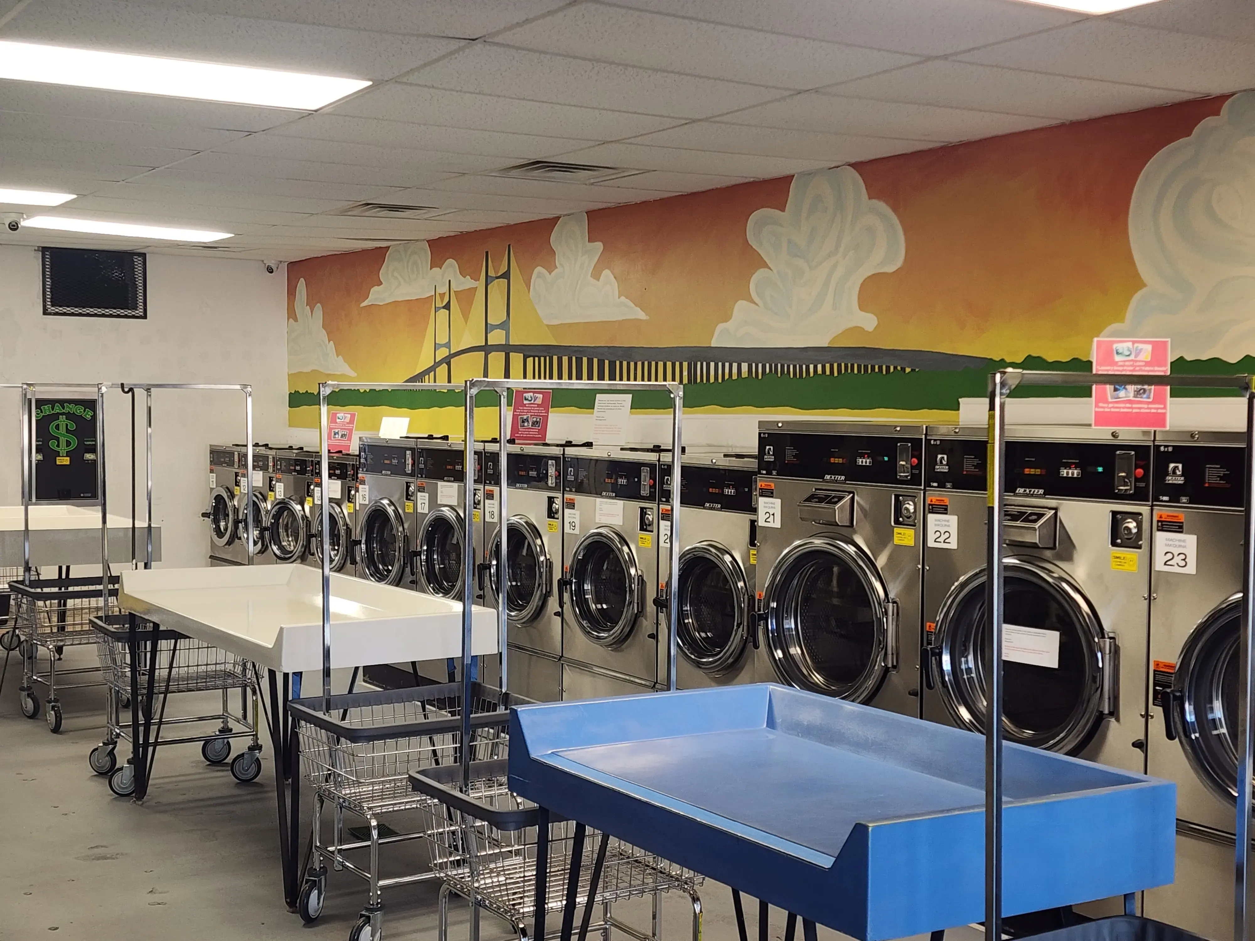 Justina Coin Laundry - Image 1